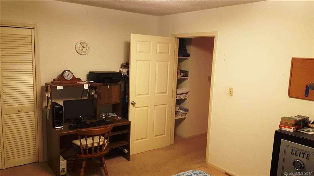 Olde Point - Residential