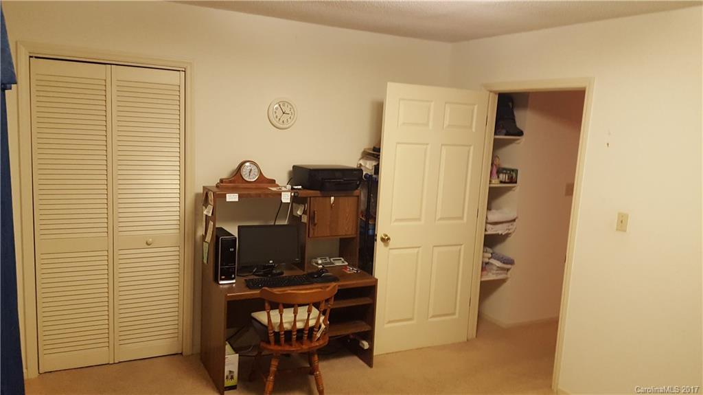 Olde Point - Residential