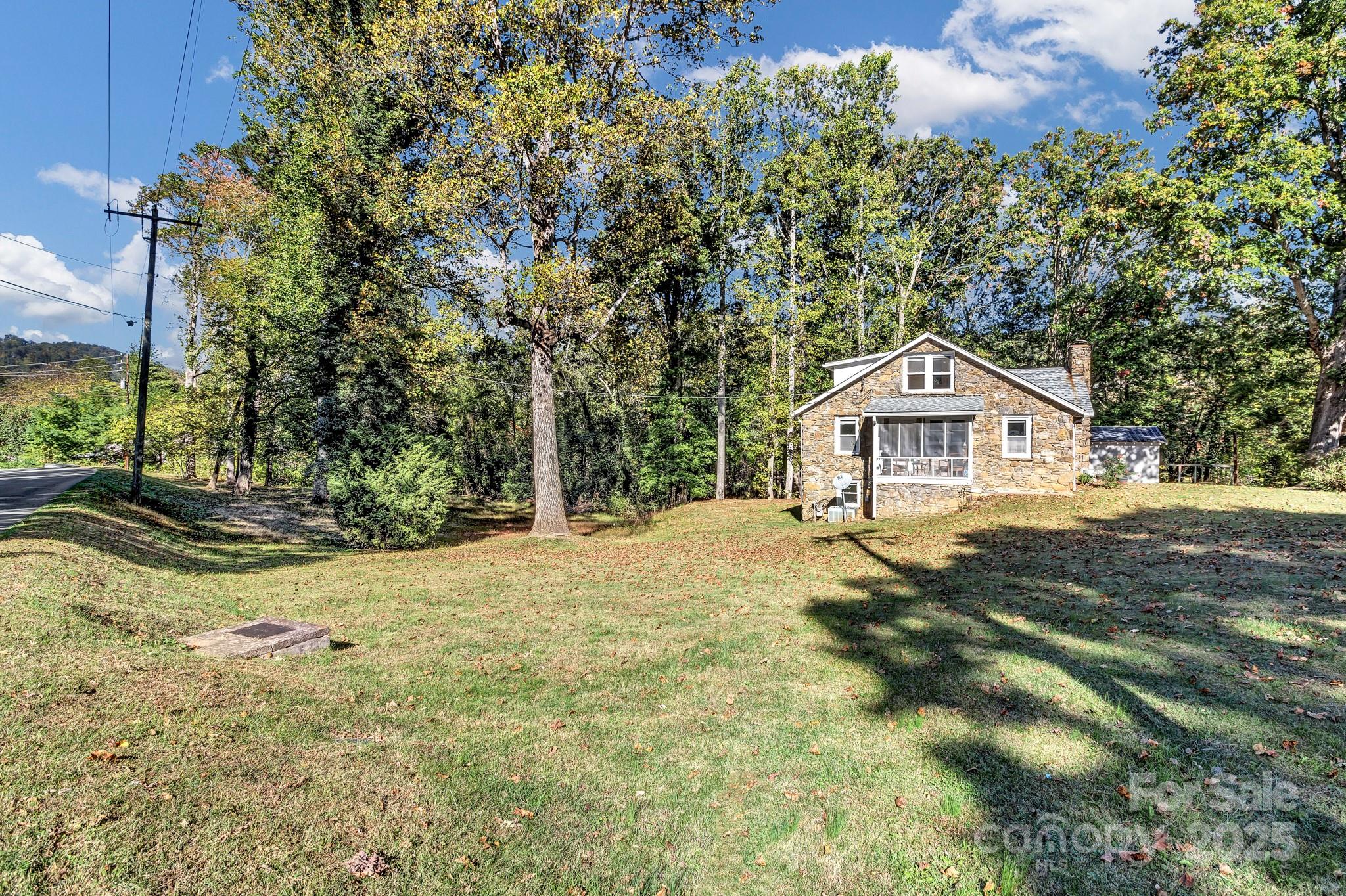 14 Mineral Springs Road