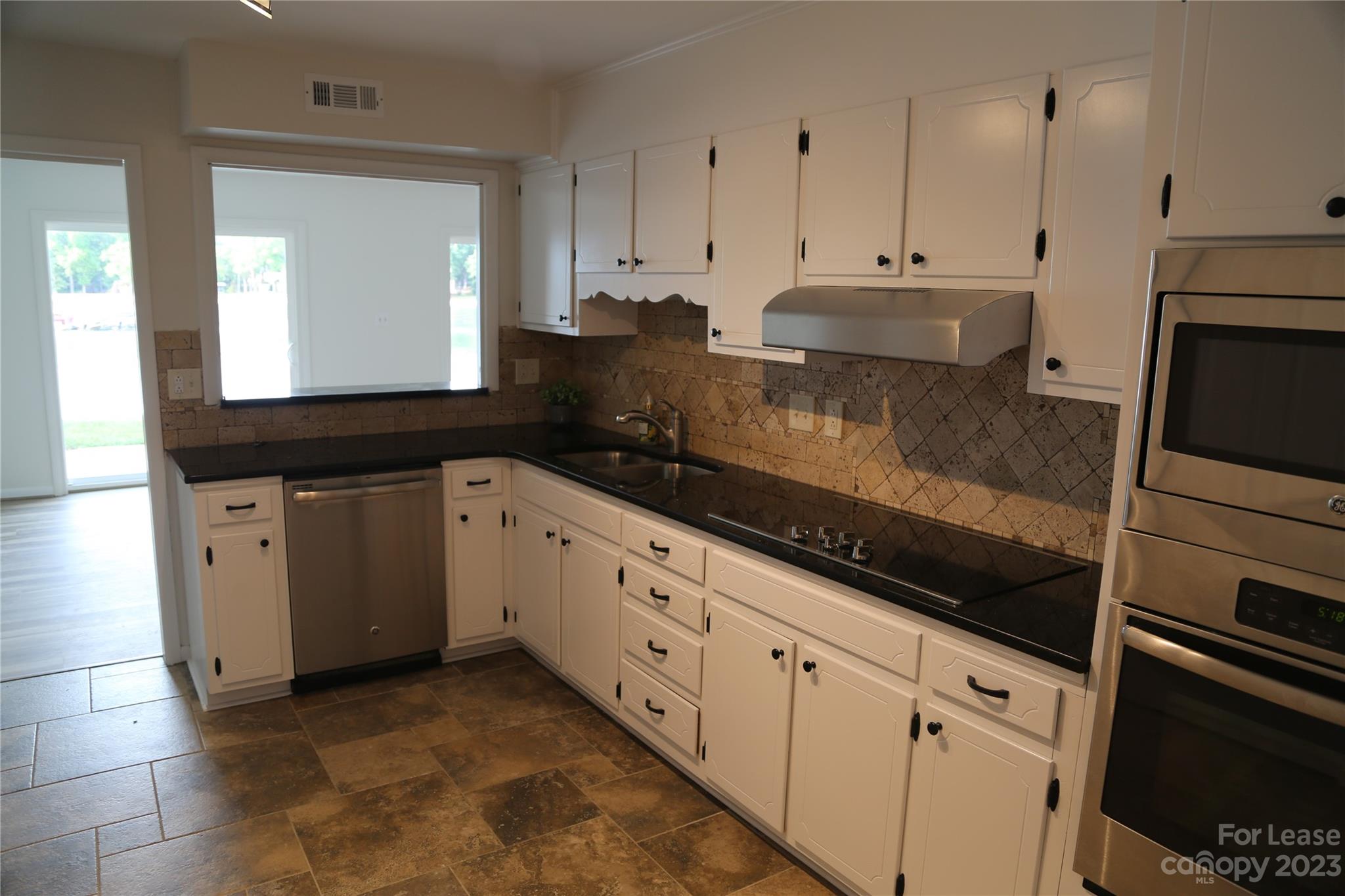 Mariner Villas - Residential Lease