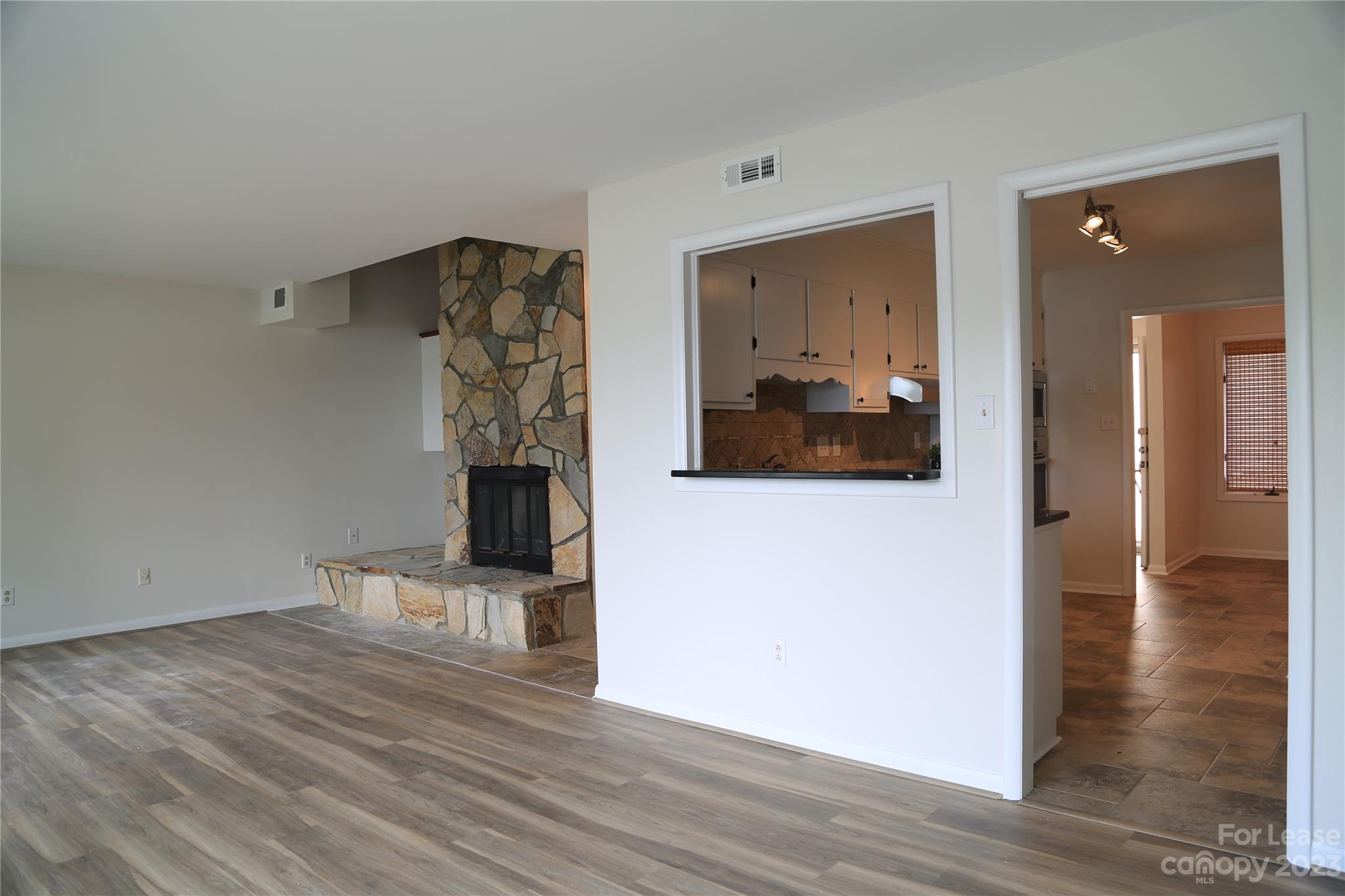 Mariner Villas - Residential Lease