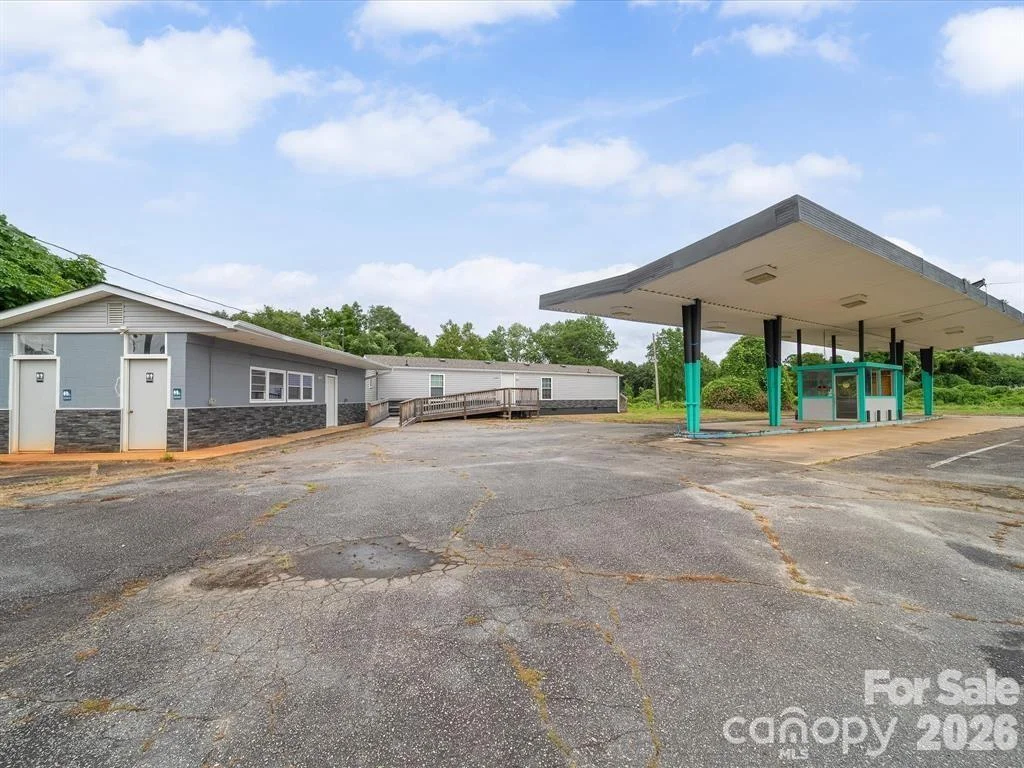 1168 W Main Street, Forest City, NC, 28043