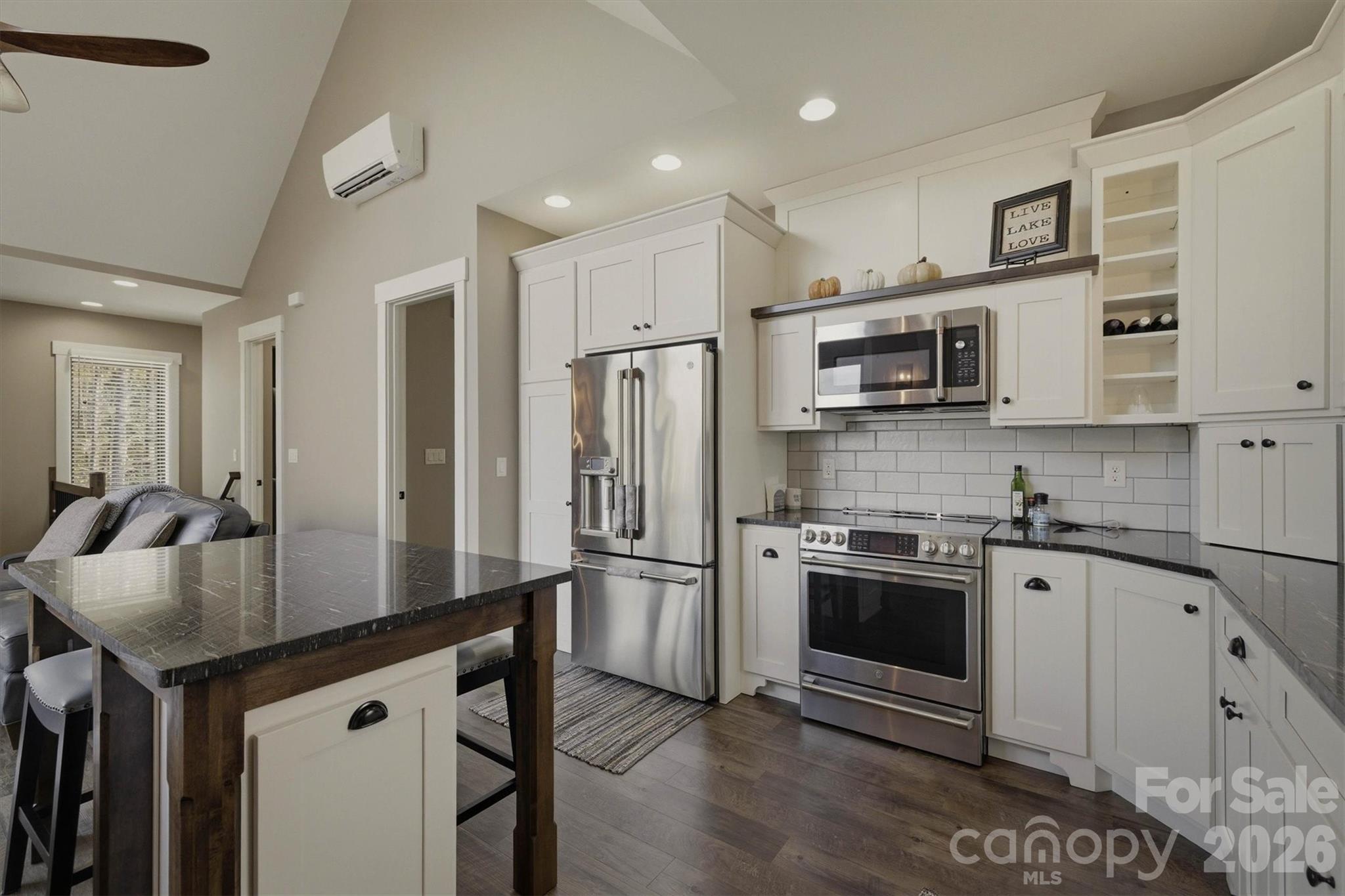 Old Wildlife Club - Residential