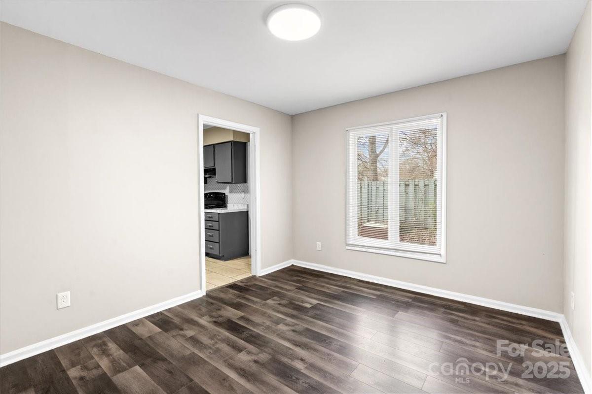 Sharon Lakes - Residential