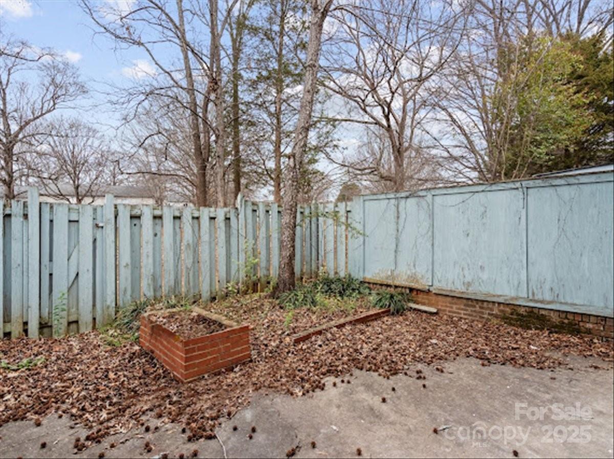 Sharon Lakes - Residential