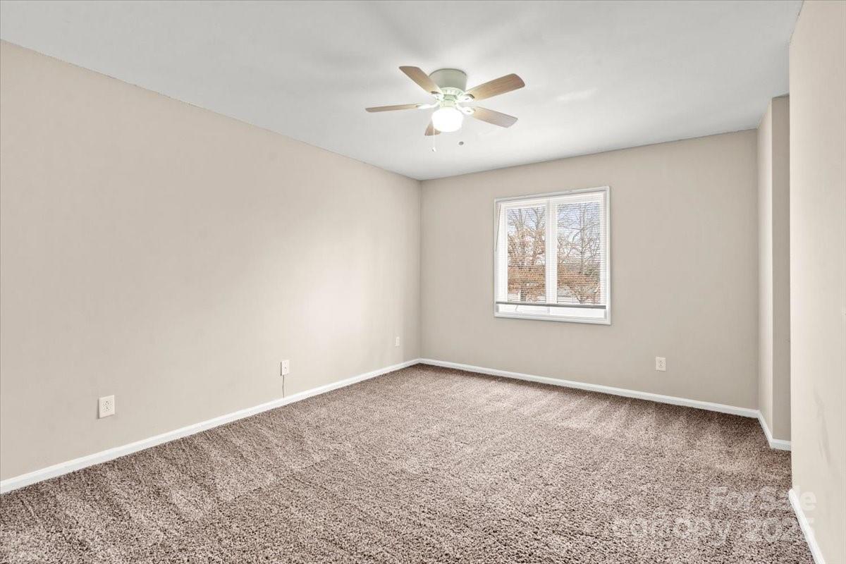 Sharon Lakes - Residential