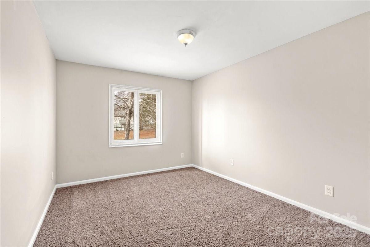 Sharon Lakes - Residential