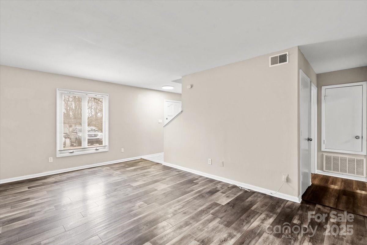 Sharon Lakes - Residential