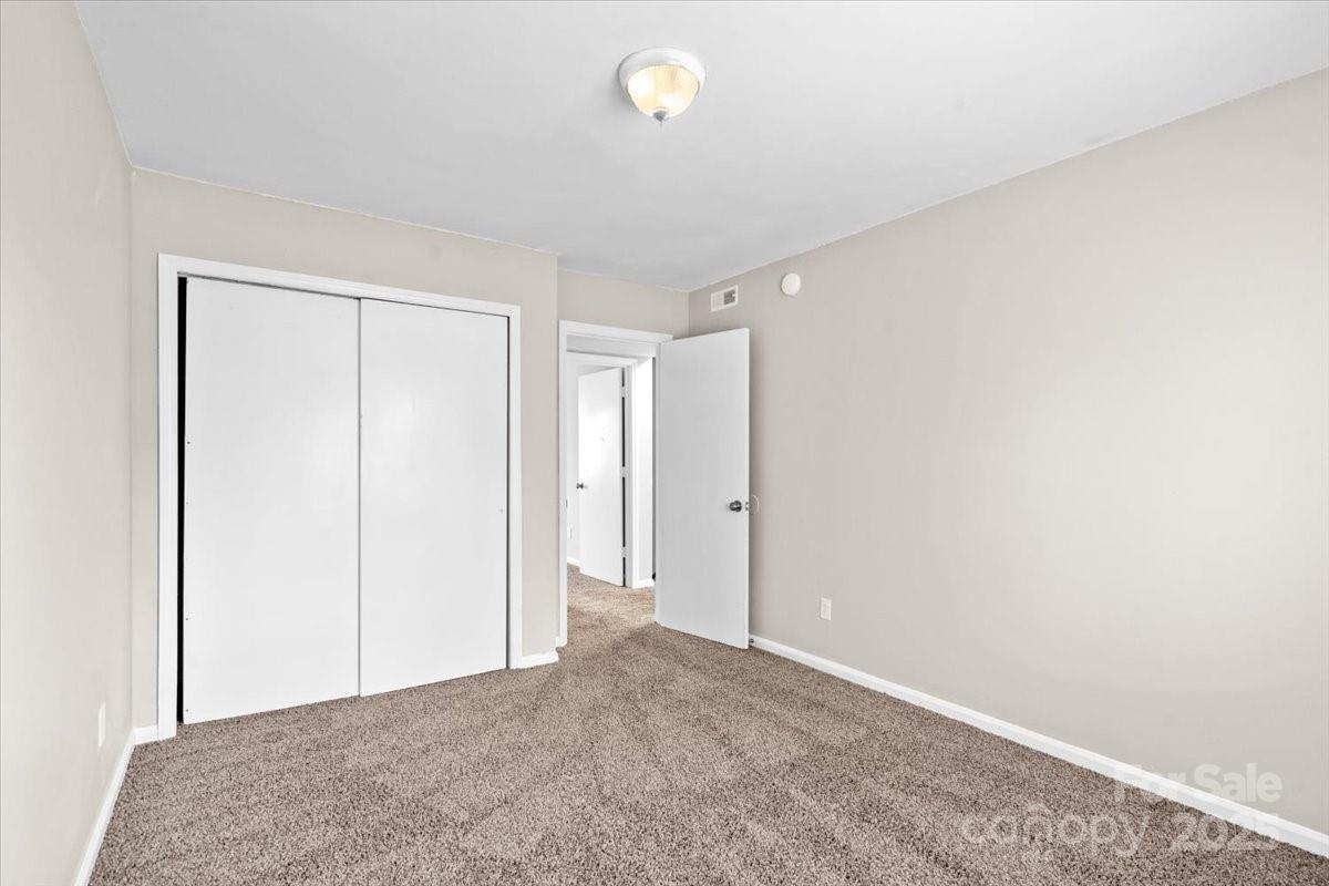 Sharon Lakes - Residential