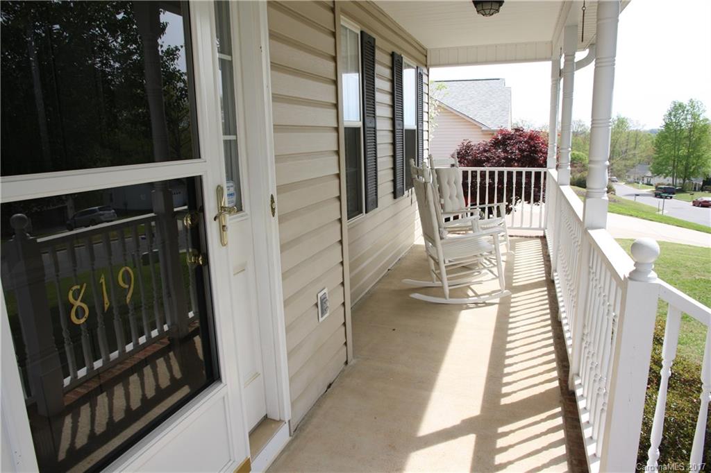 Mountain Manor - Residential