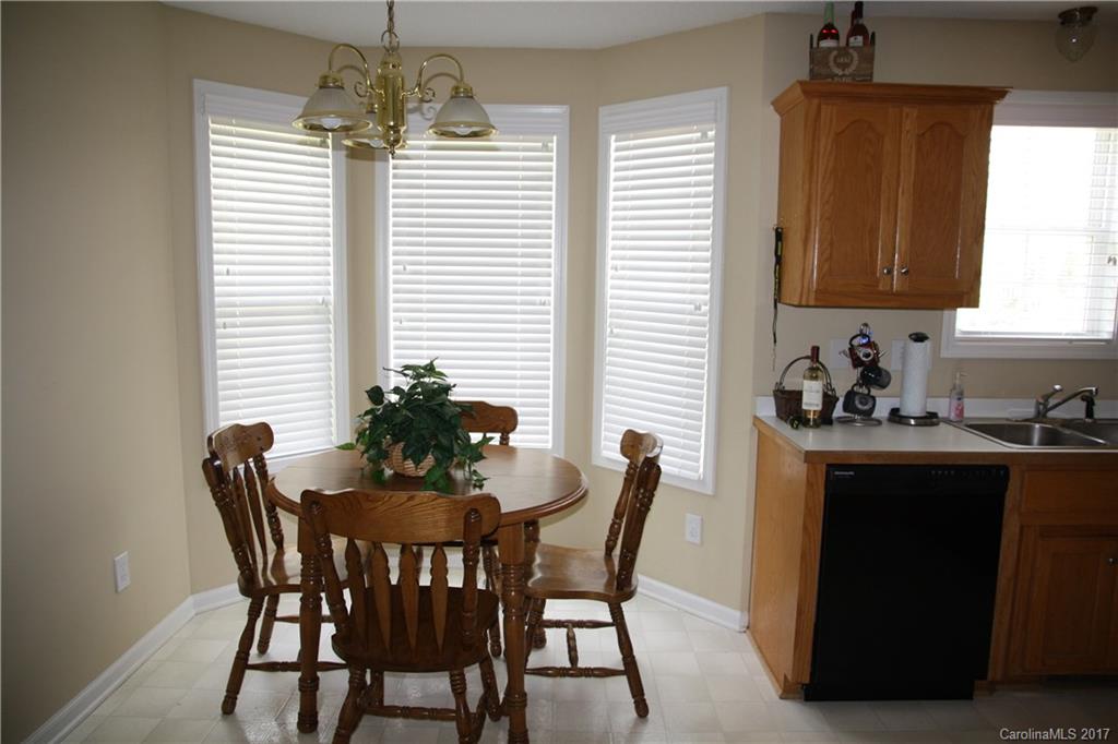 Mountain Manor - Residential