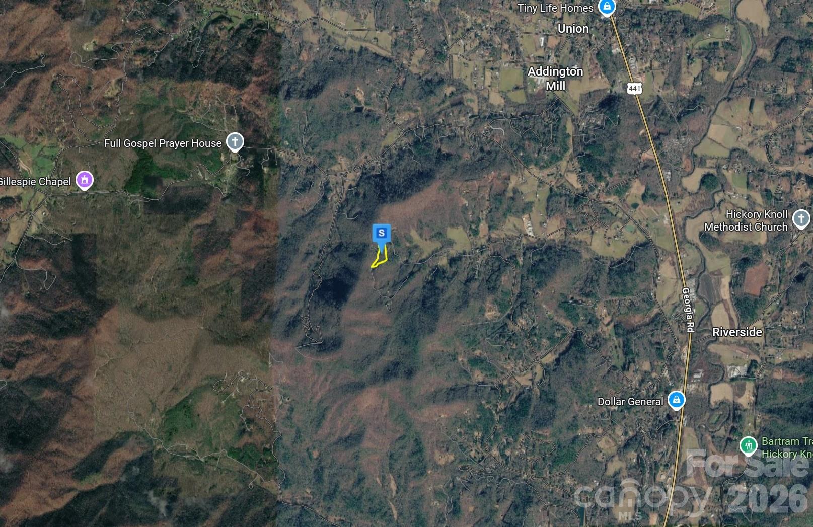 Main image without alt text