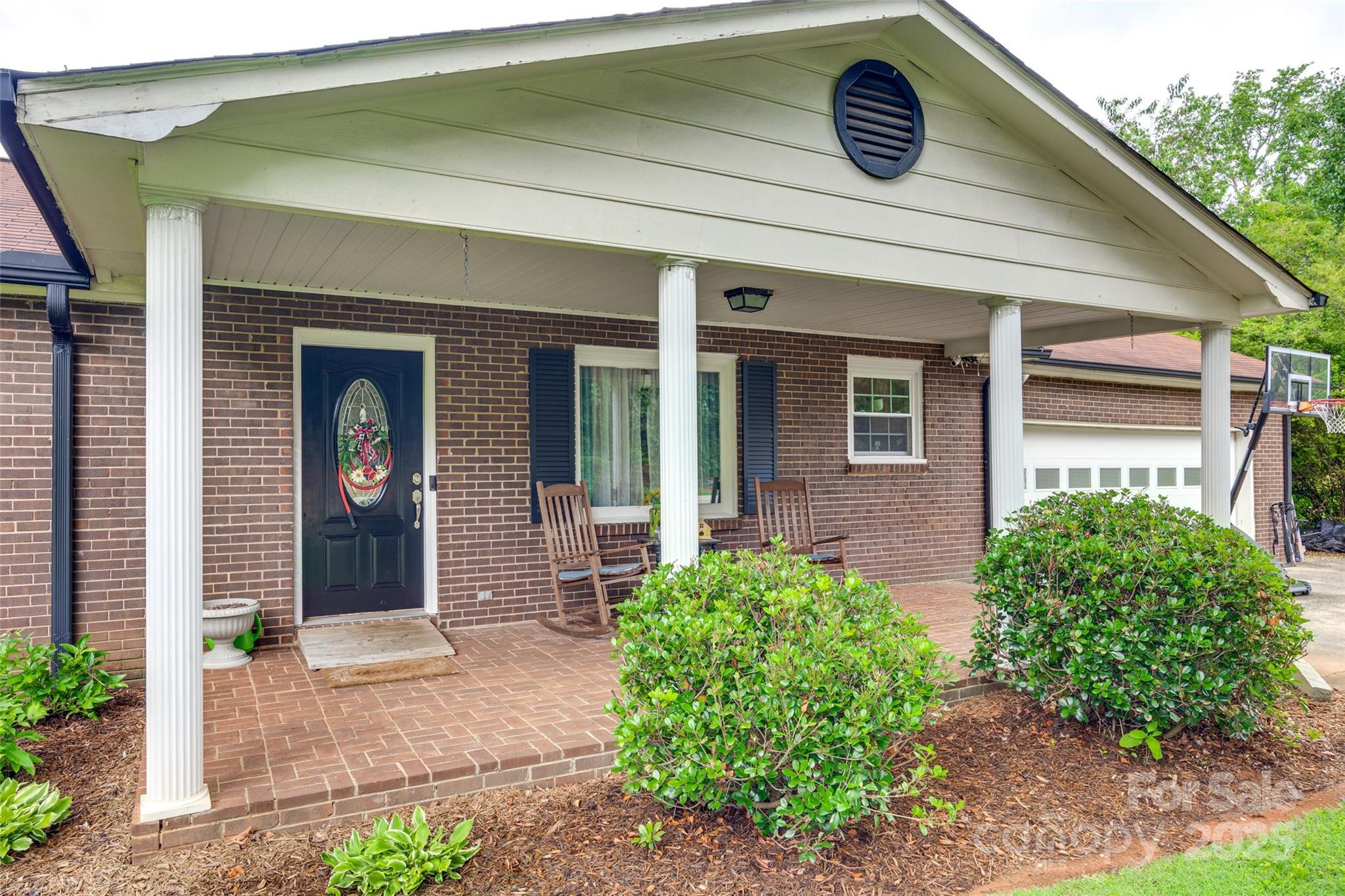 3447 Filbert Highway