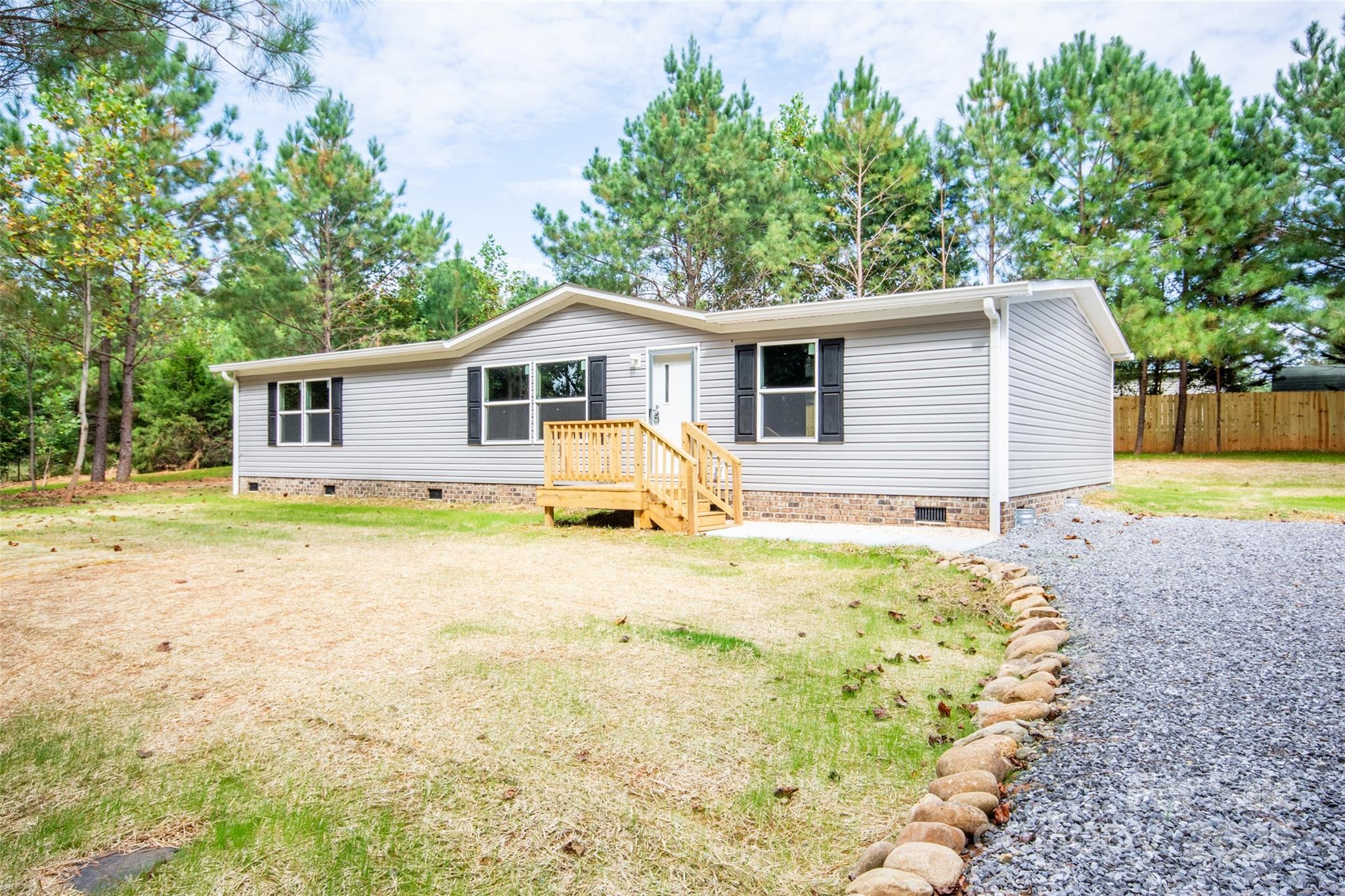 112 Triton Drive