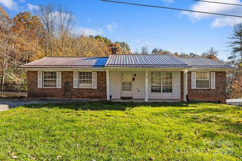 Photo of 150 Trent Road, Brevard, NC 28712 (MLS # 4319369)