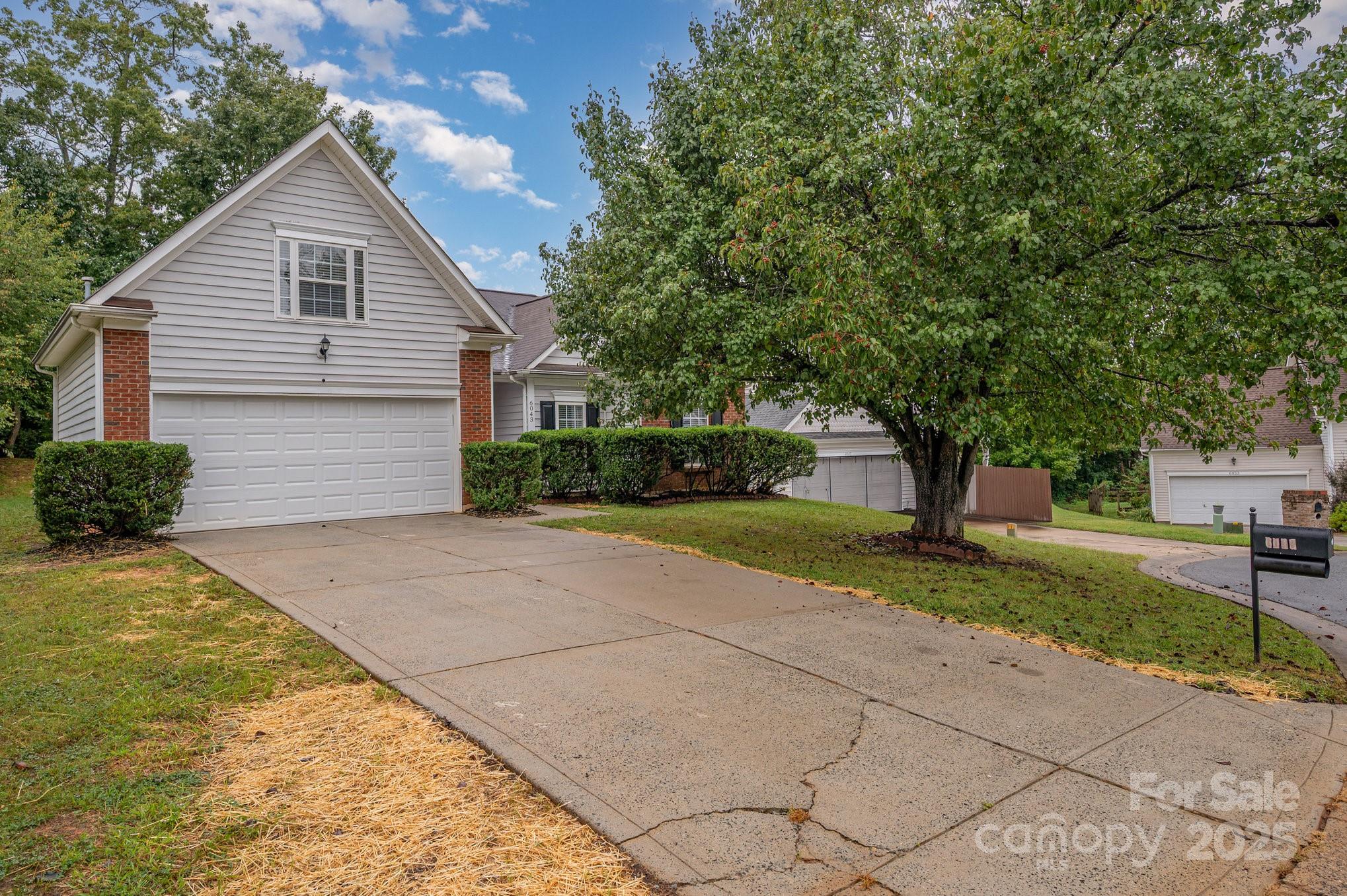 6043 Shining Oak Lane