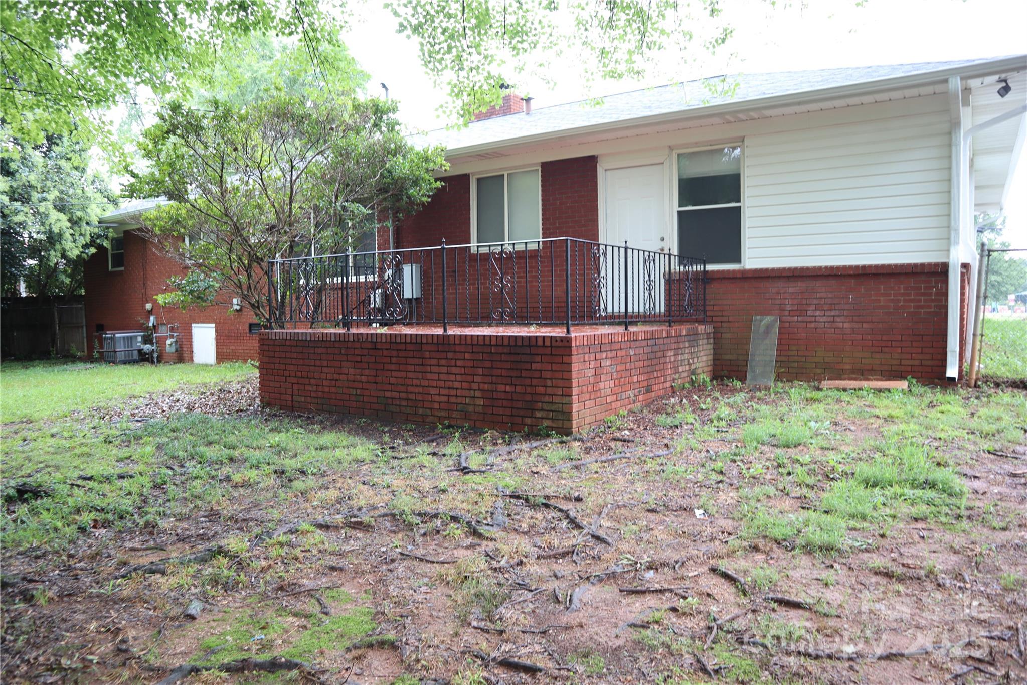 1703 Tyvola Road