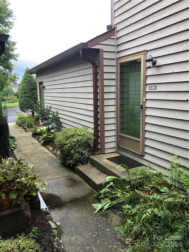 Mallard Cove - Residential Lease