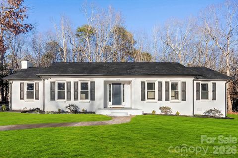 1045 Elizabeth Drive Dallas NC 28034