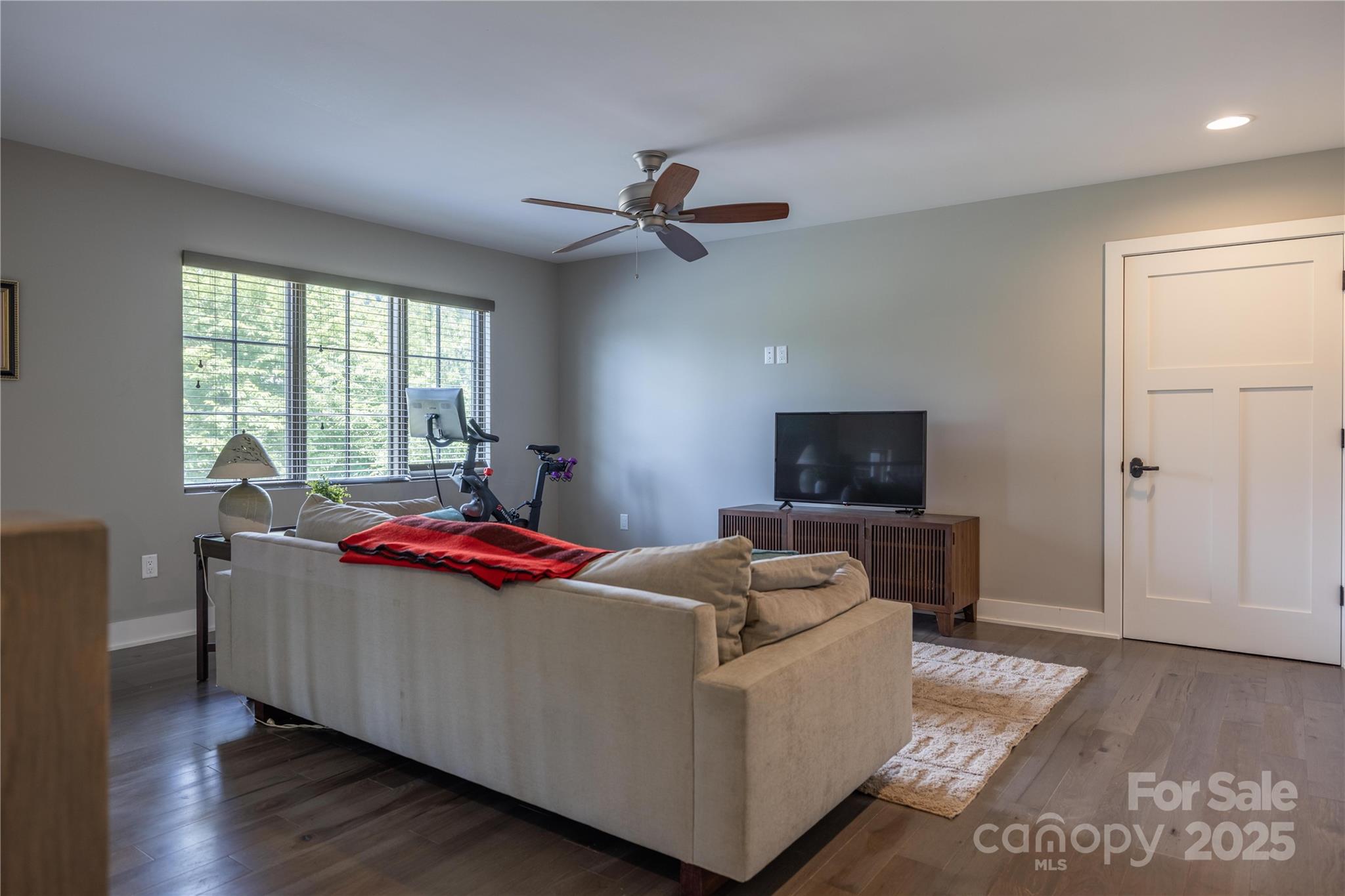 Sovereign Oaks - Residential