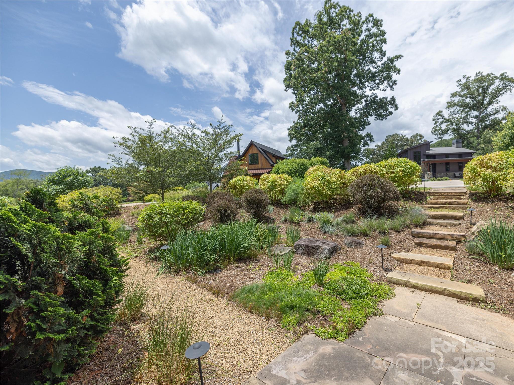 Sovereign Oaks - Residential