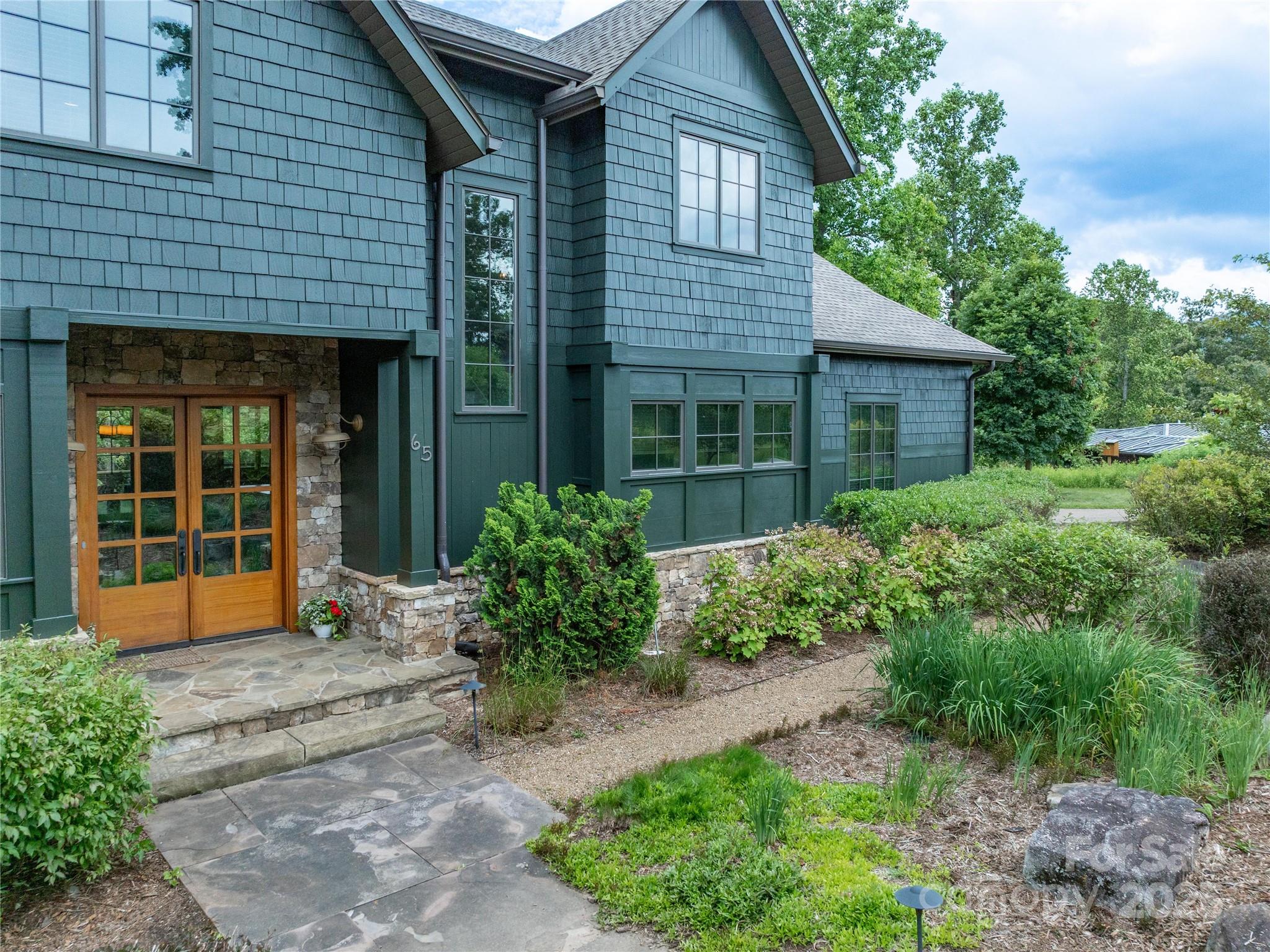 65 Wandering Oaks Way 35