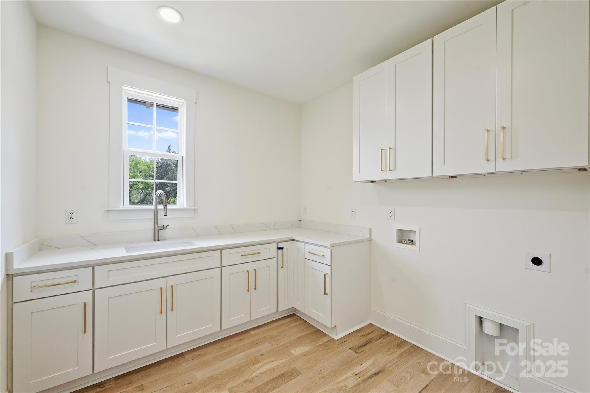 Lansdowne - Residential