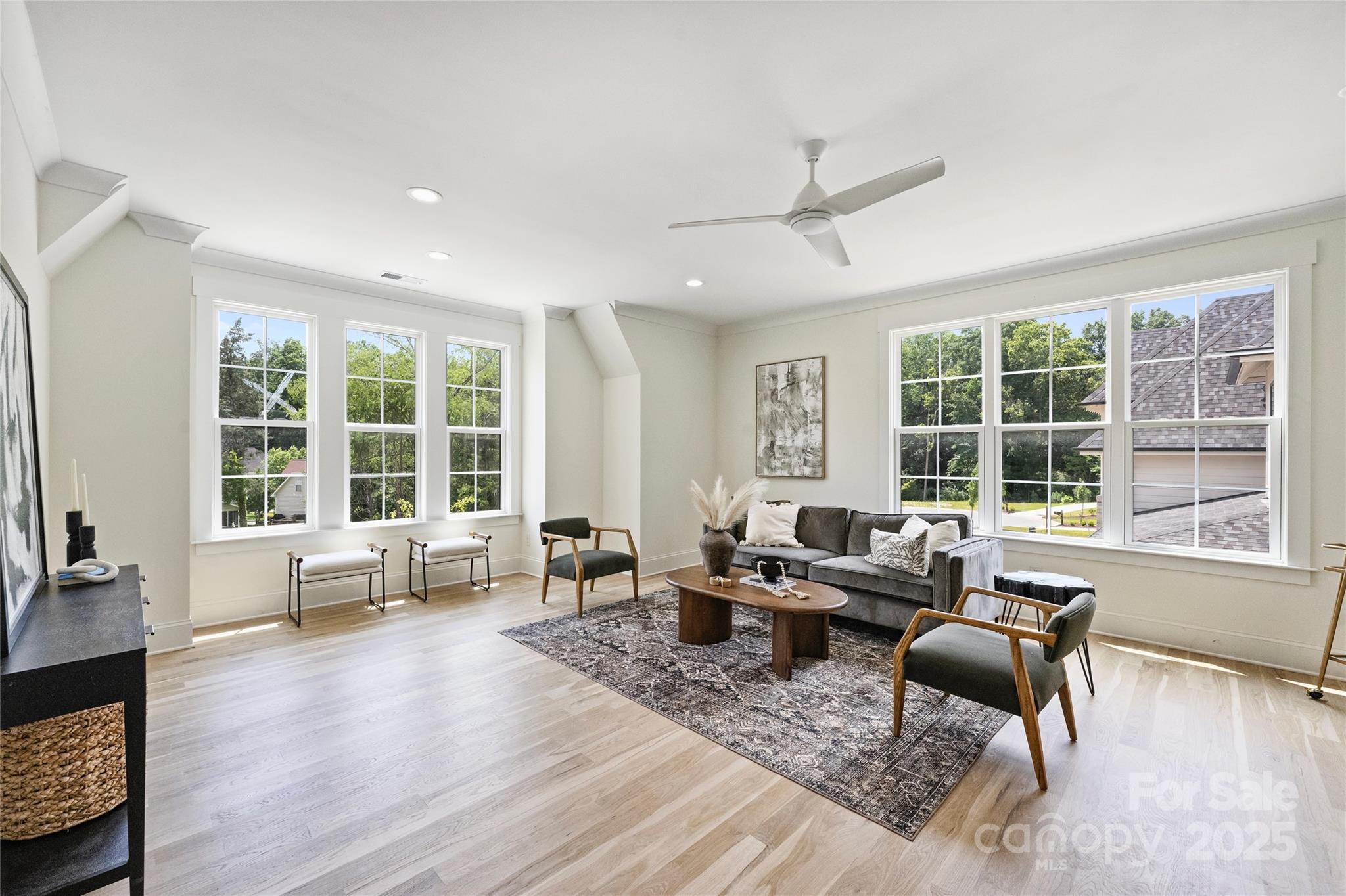 Lansdowne - Residential