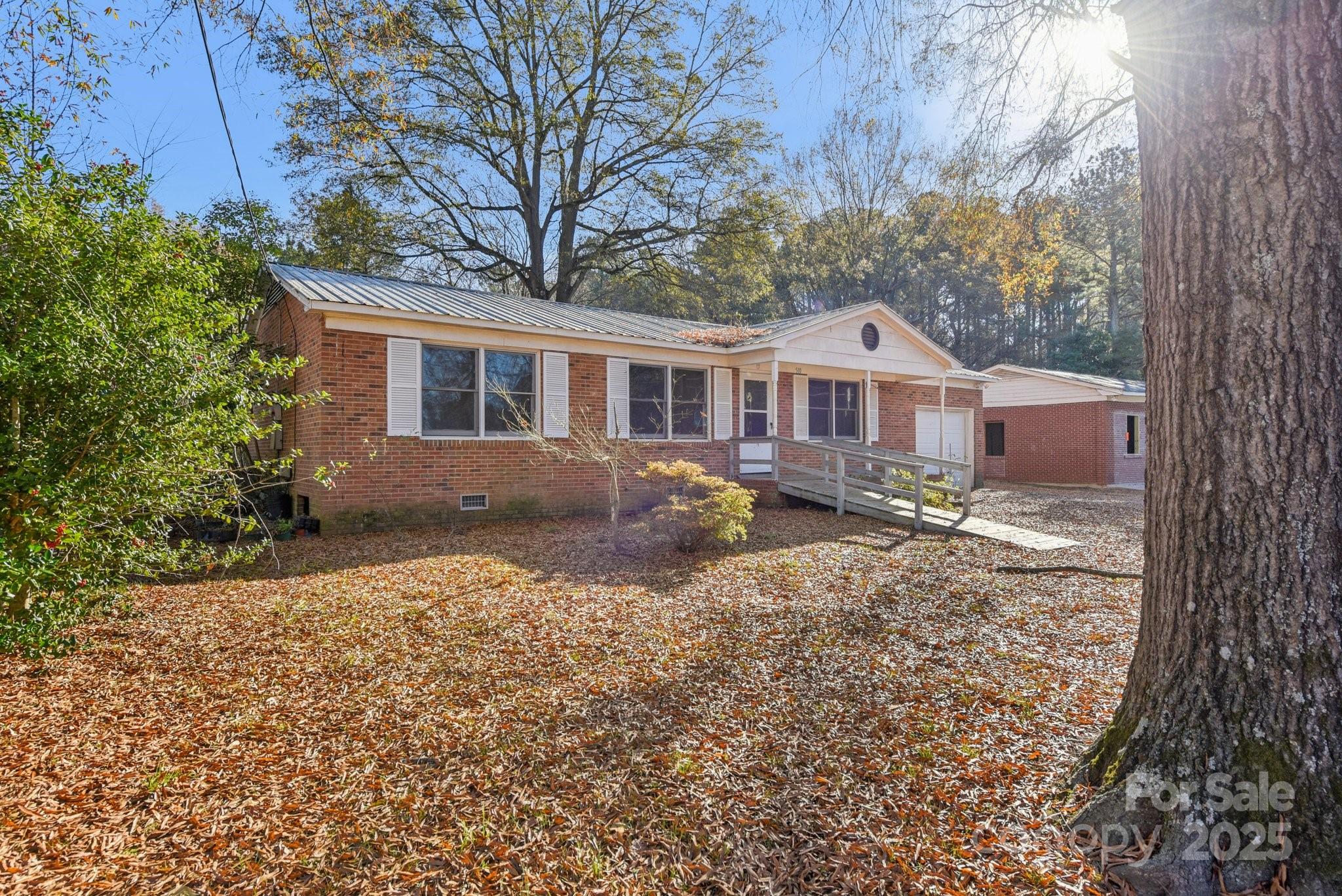 510 N Secrest Avenue