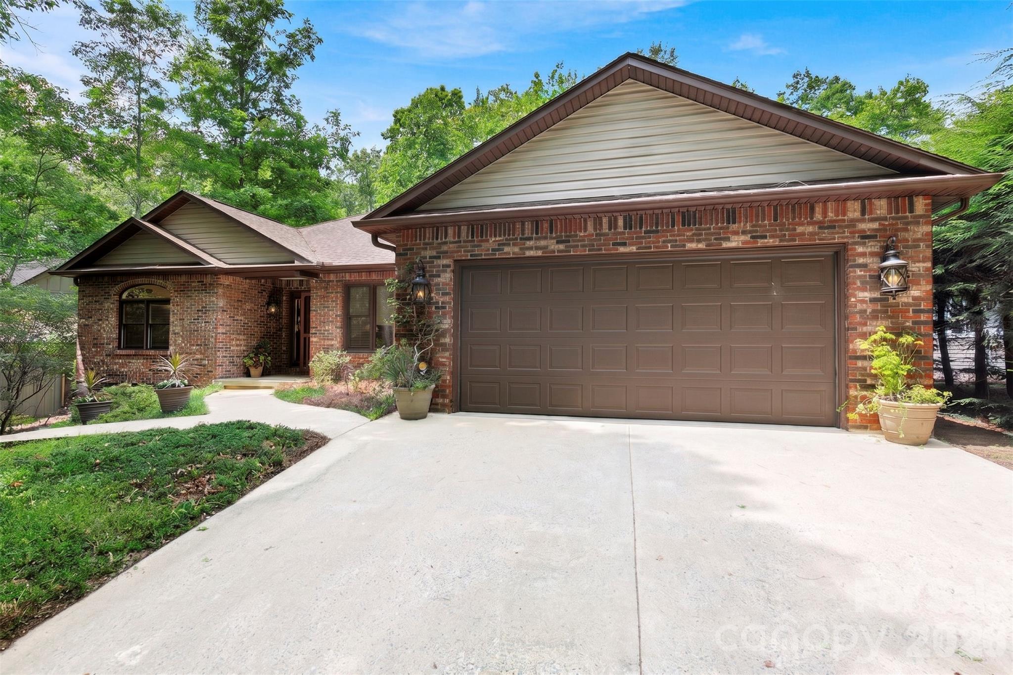 542 Soquili Drive