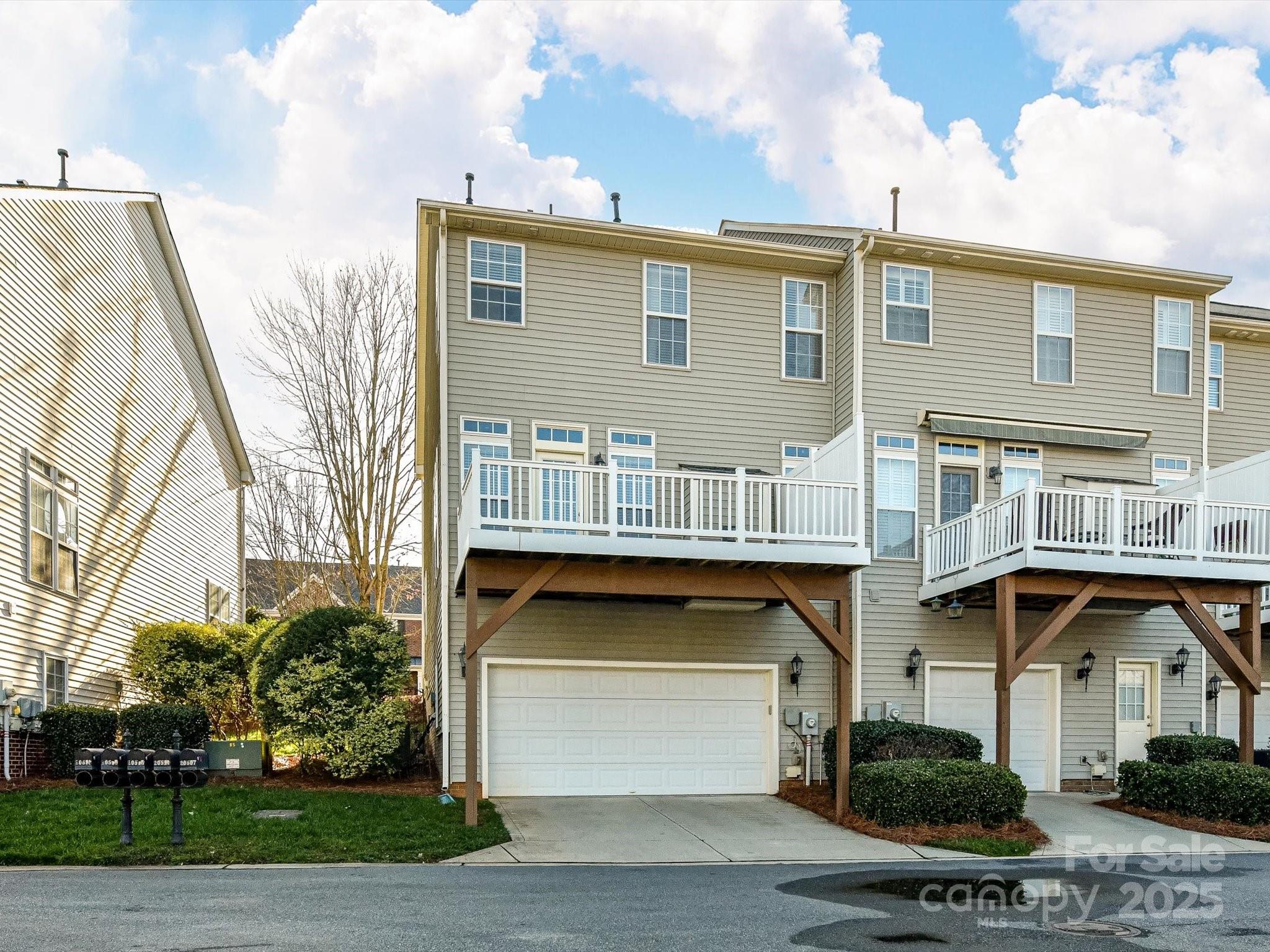 Lake Norman Cove at Jetton - Residential