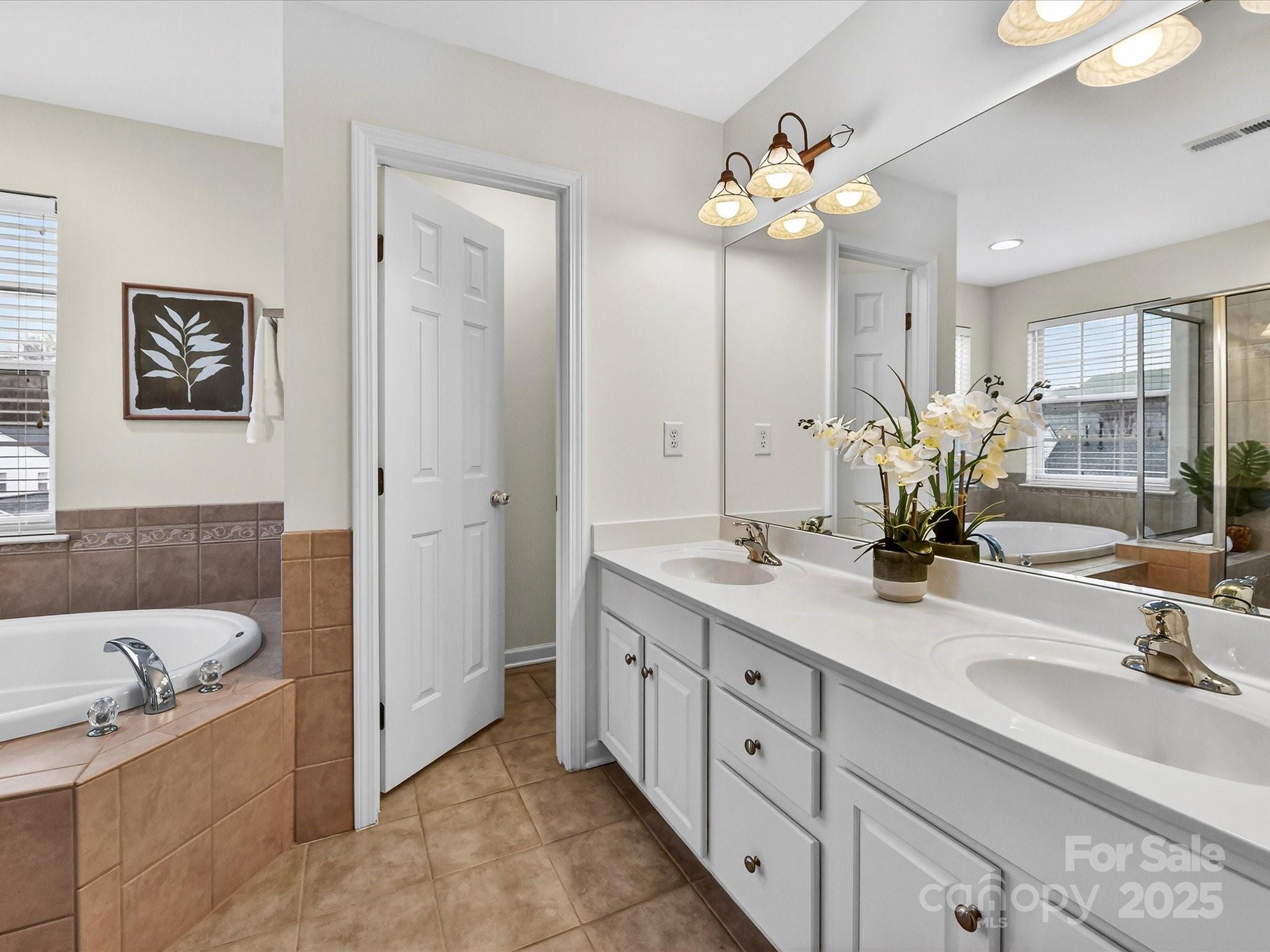 Lake Norman Cove at Jetton - Residential