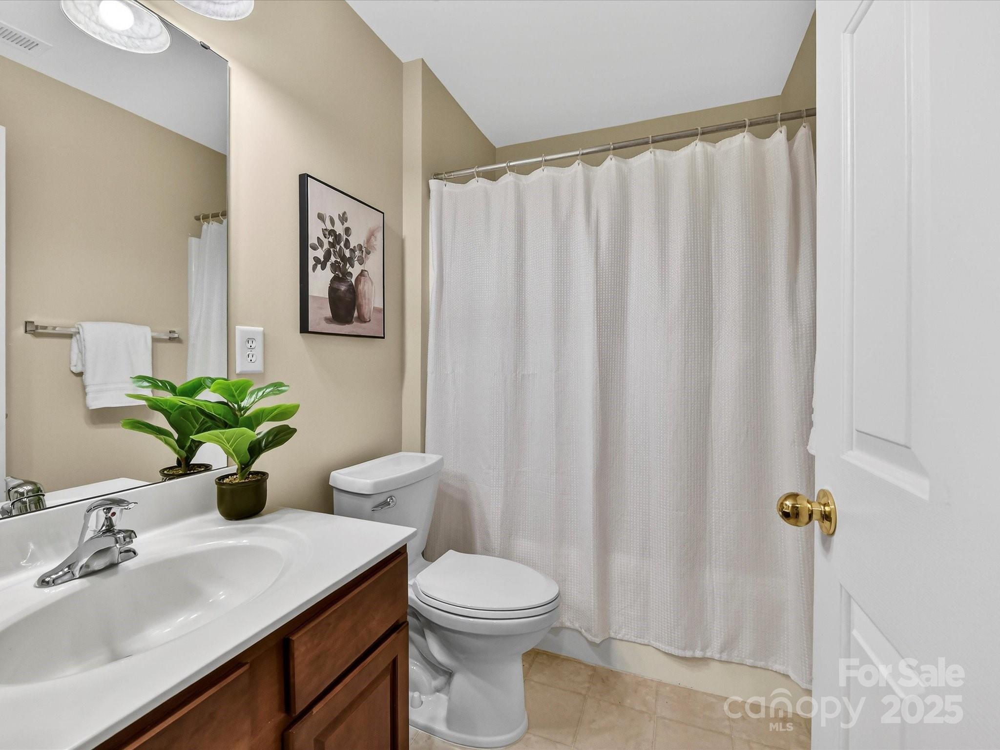 Lake Norman Cove at Jetton - Residential