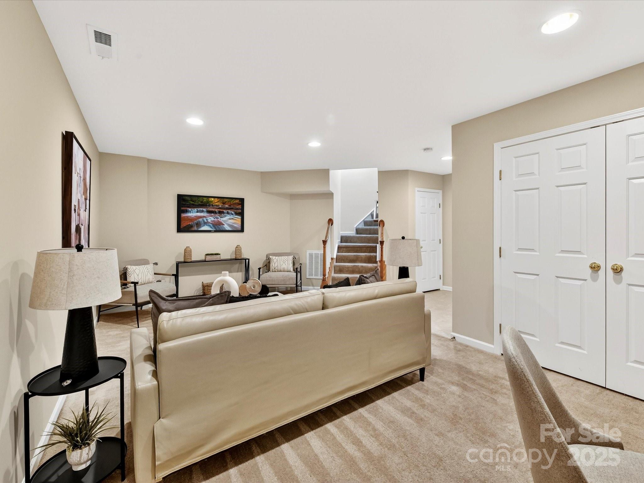 Lake Norman Cove at Jetton - Residential