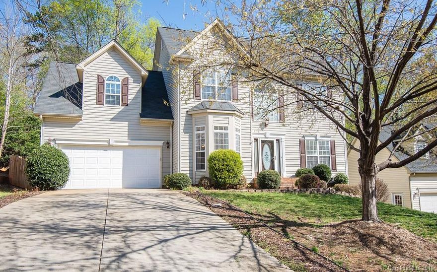 4 bedroom 2.5 bath and a large bonus room. Recently renovated kitchen, patio/deck perfect for entertaining. Termite bond with Noosa. New roof 2010. Furnace & ac for 2nd floor replaced 11/2014. Furnace & ac for 1st floor replaced 6/2014. Water heater 2014. Electric range 2014.  Location close to restaurants, shopping, and entertainment.