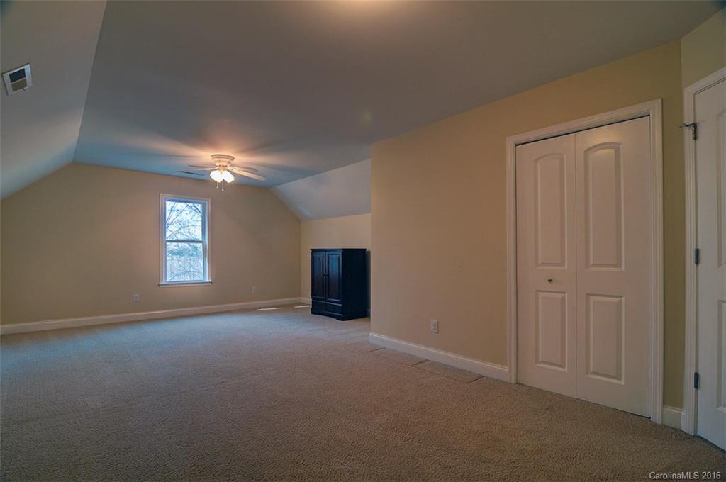 Kings Grant - Residential