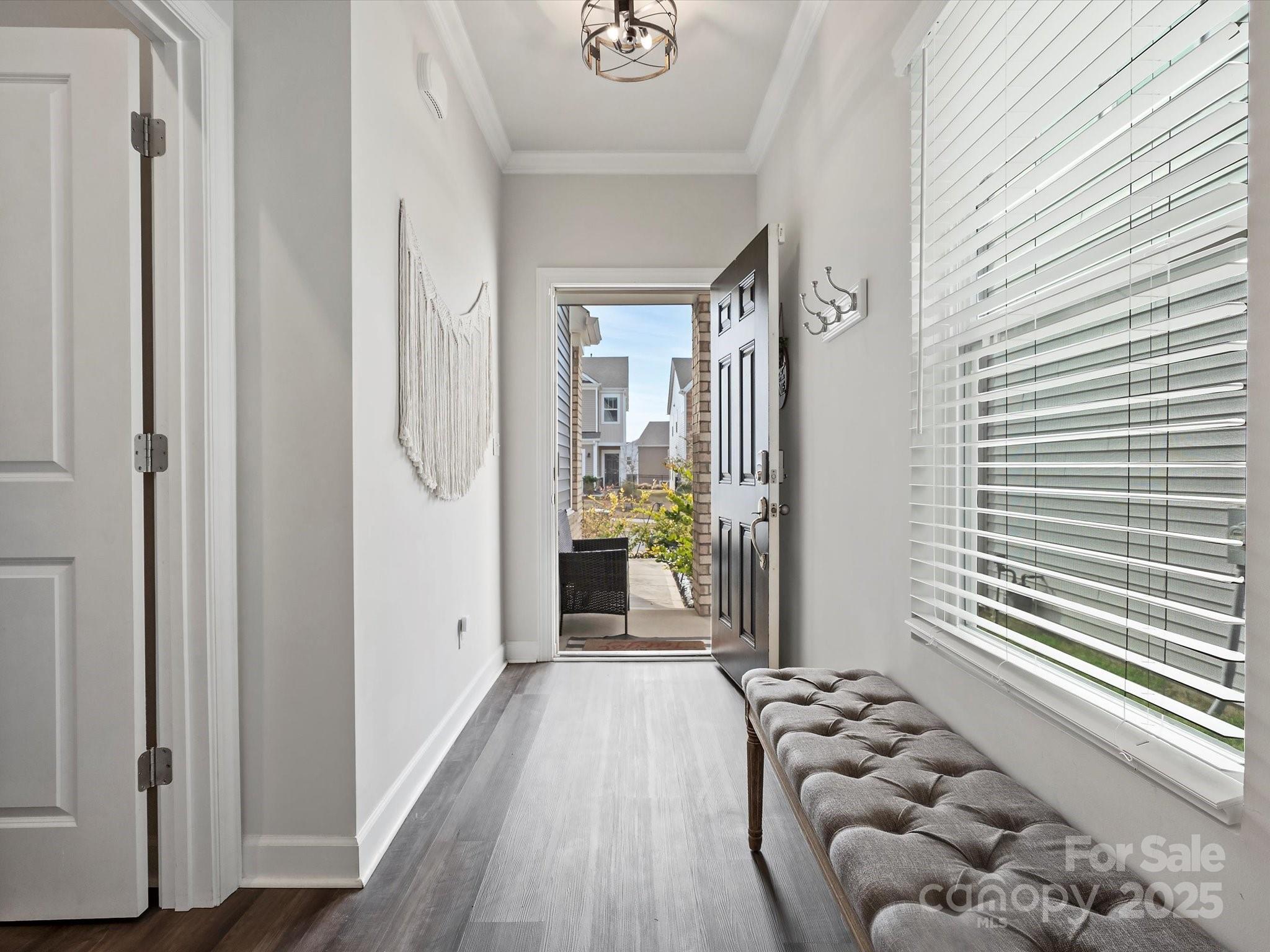 518 Palmarosa Street