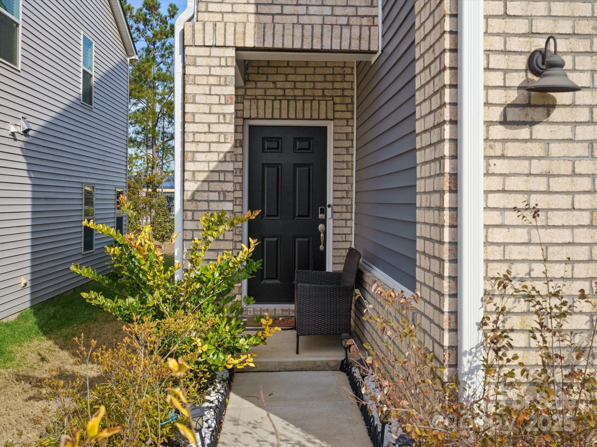 518 Palmarosa Street