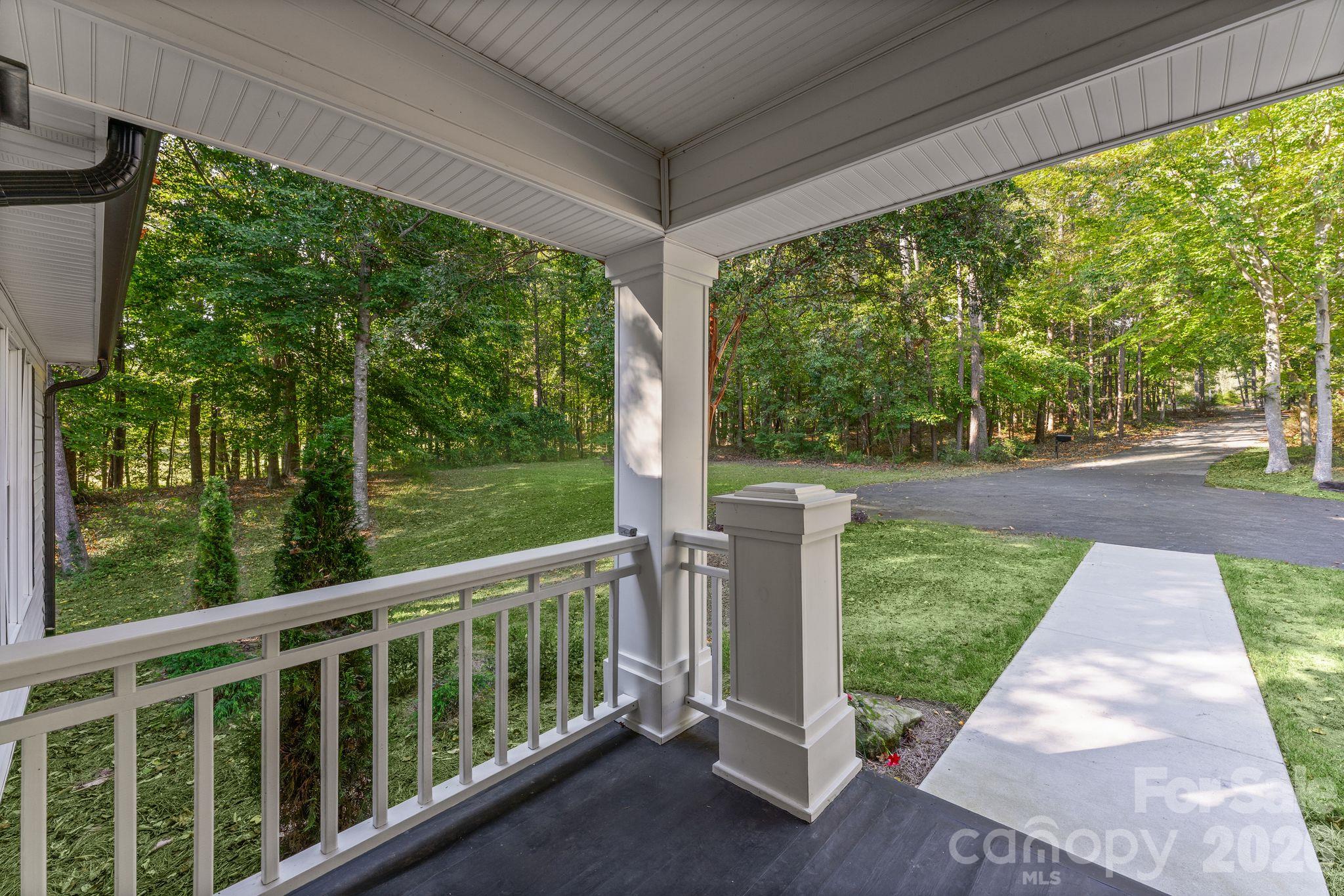 270 Sweet Autumn Lane