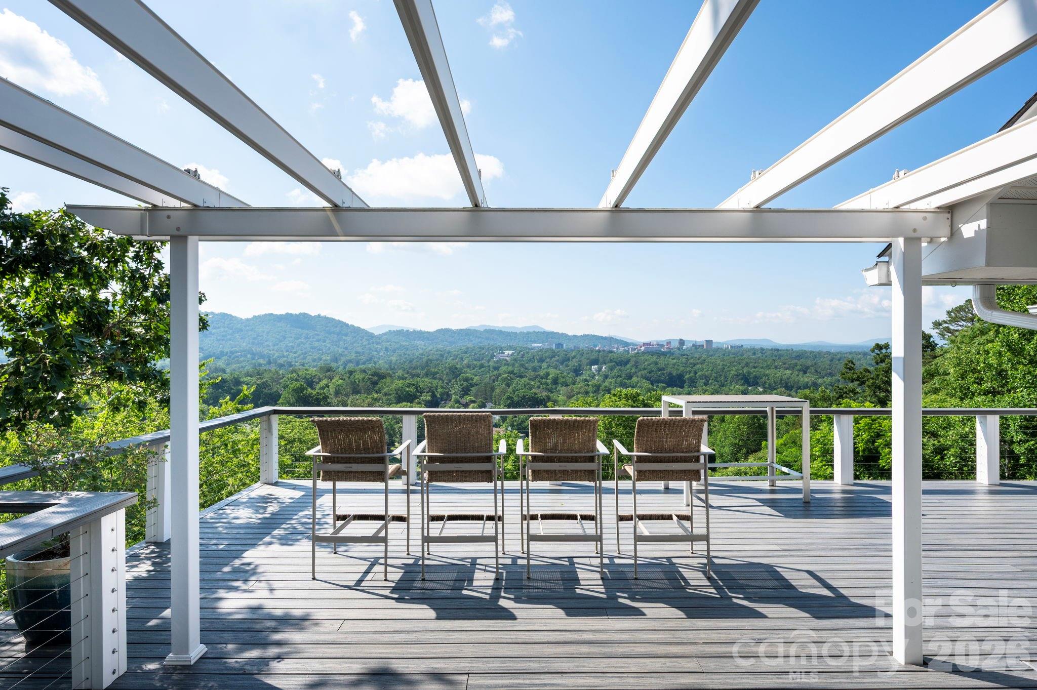 38 Lookout Road