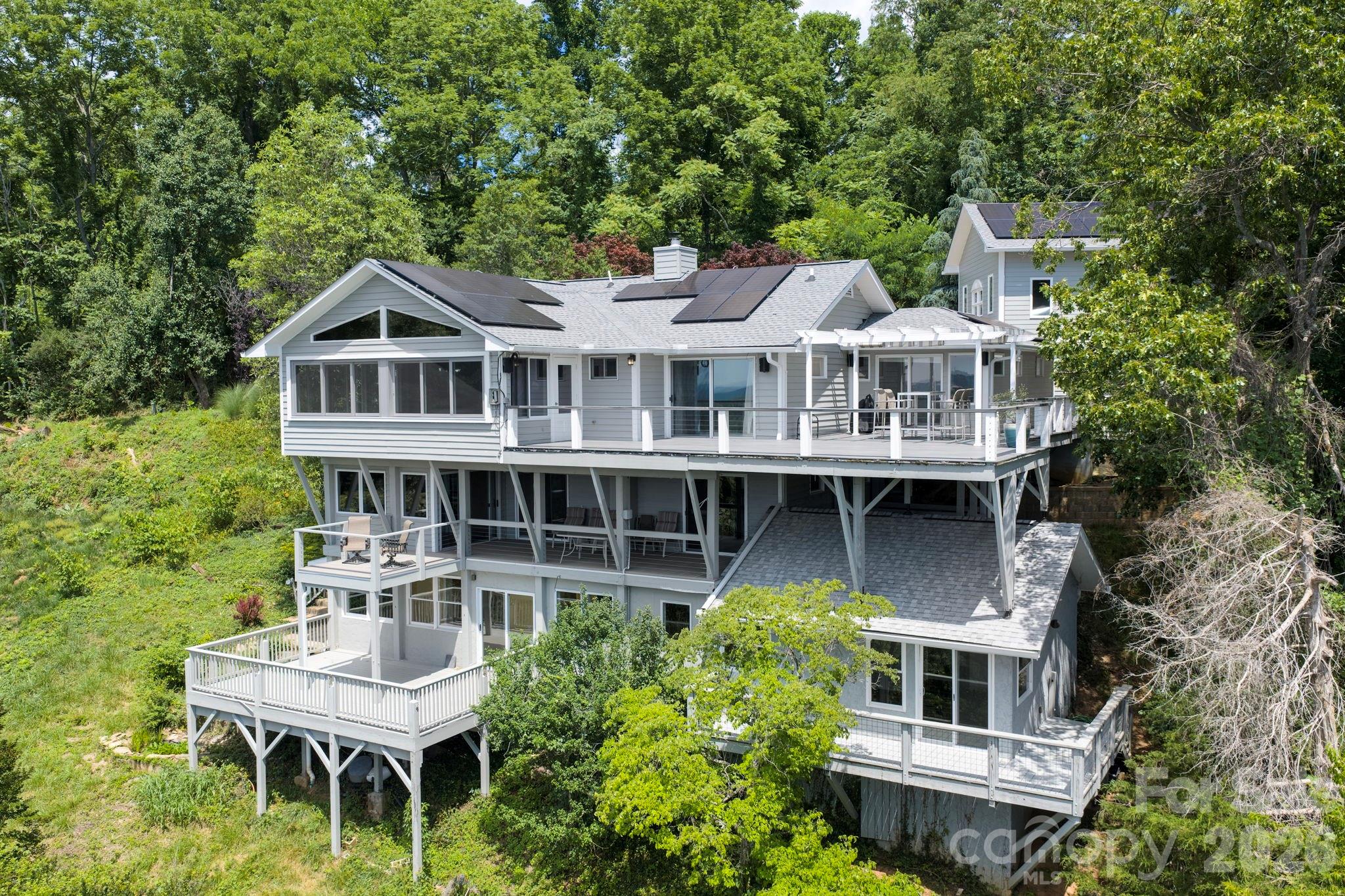 38 Lookout Road