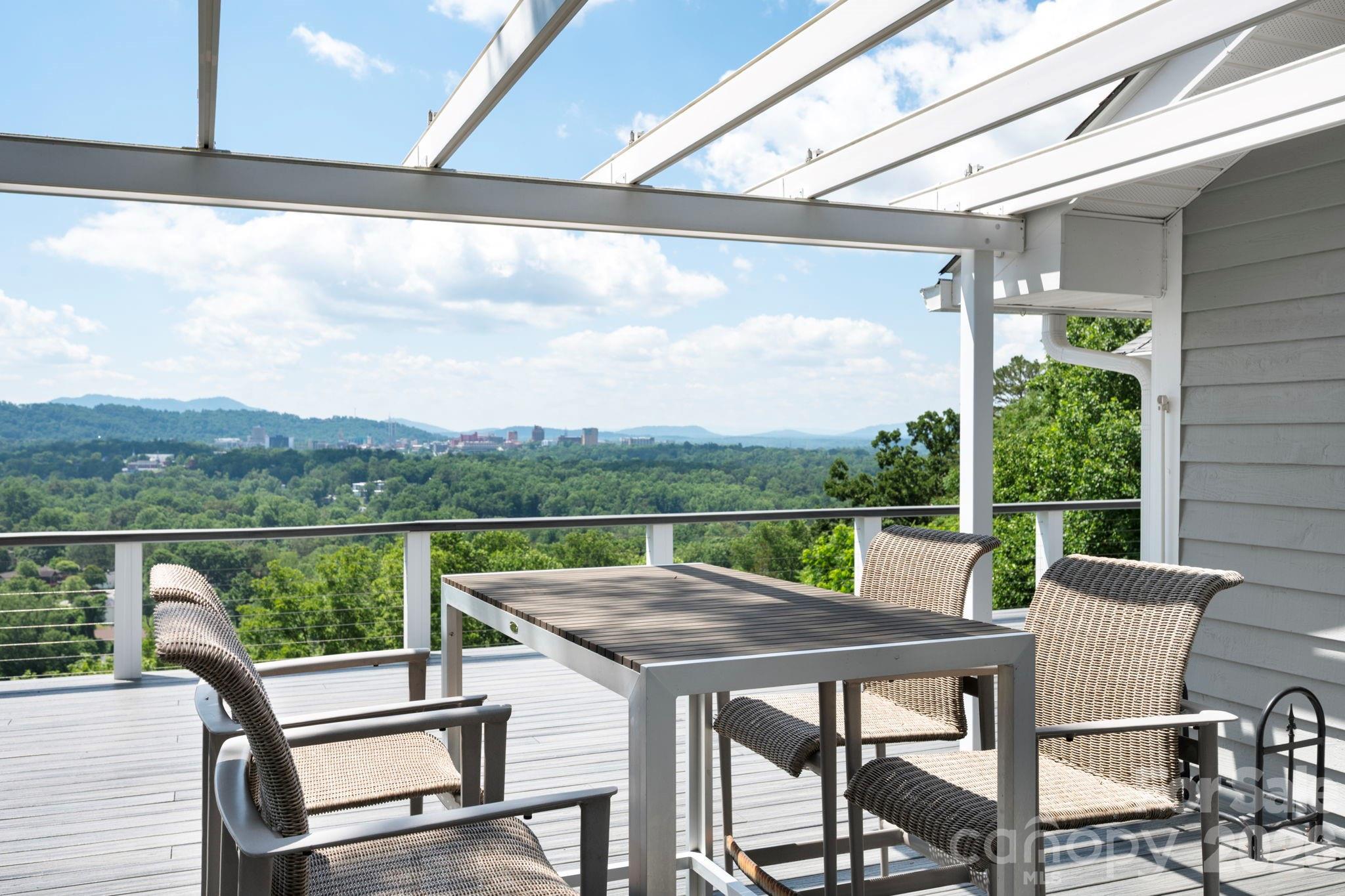 38 Lookout Road