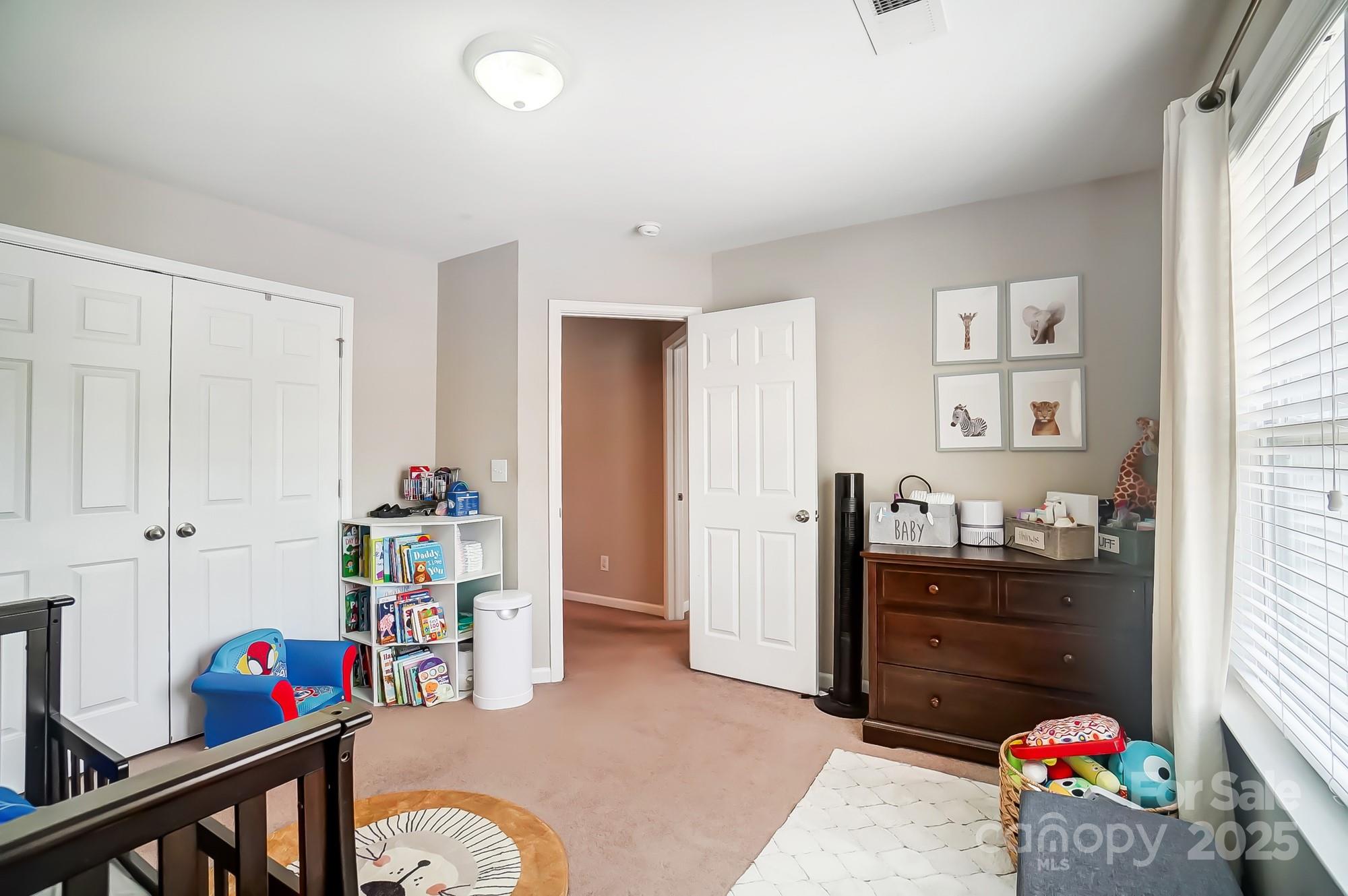 Stratford Pond - Residential