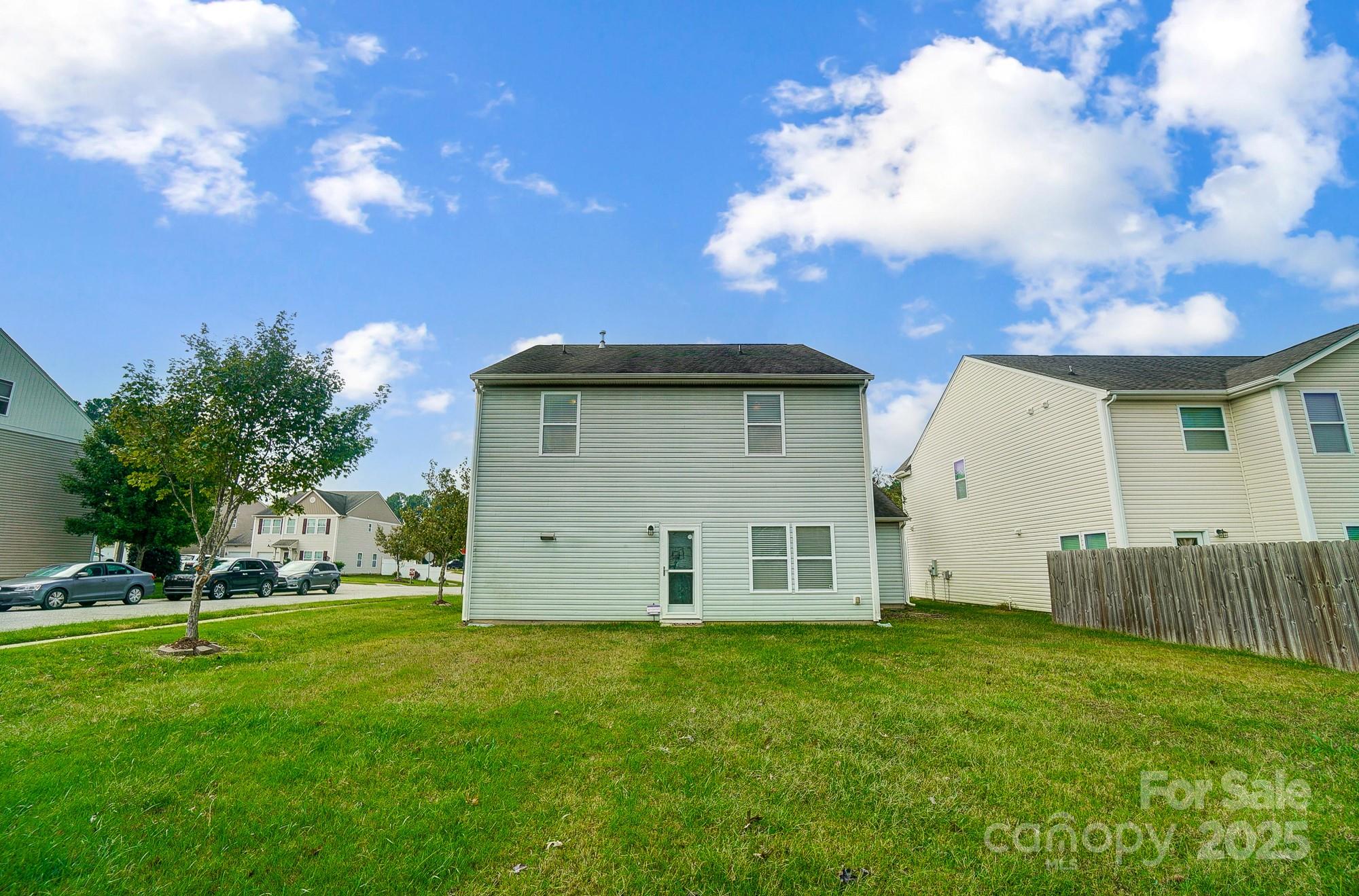 Stratford Pond - Residential