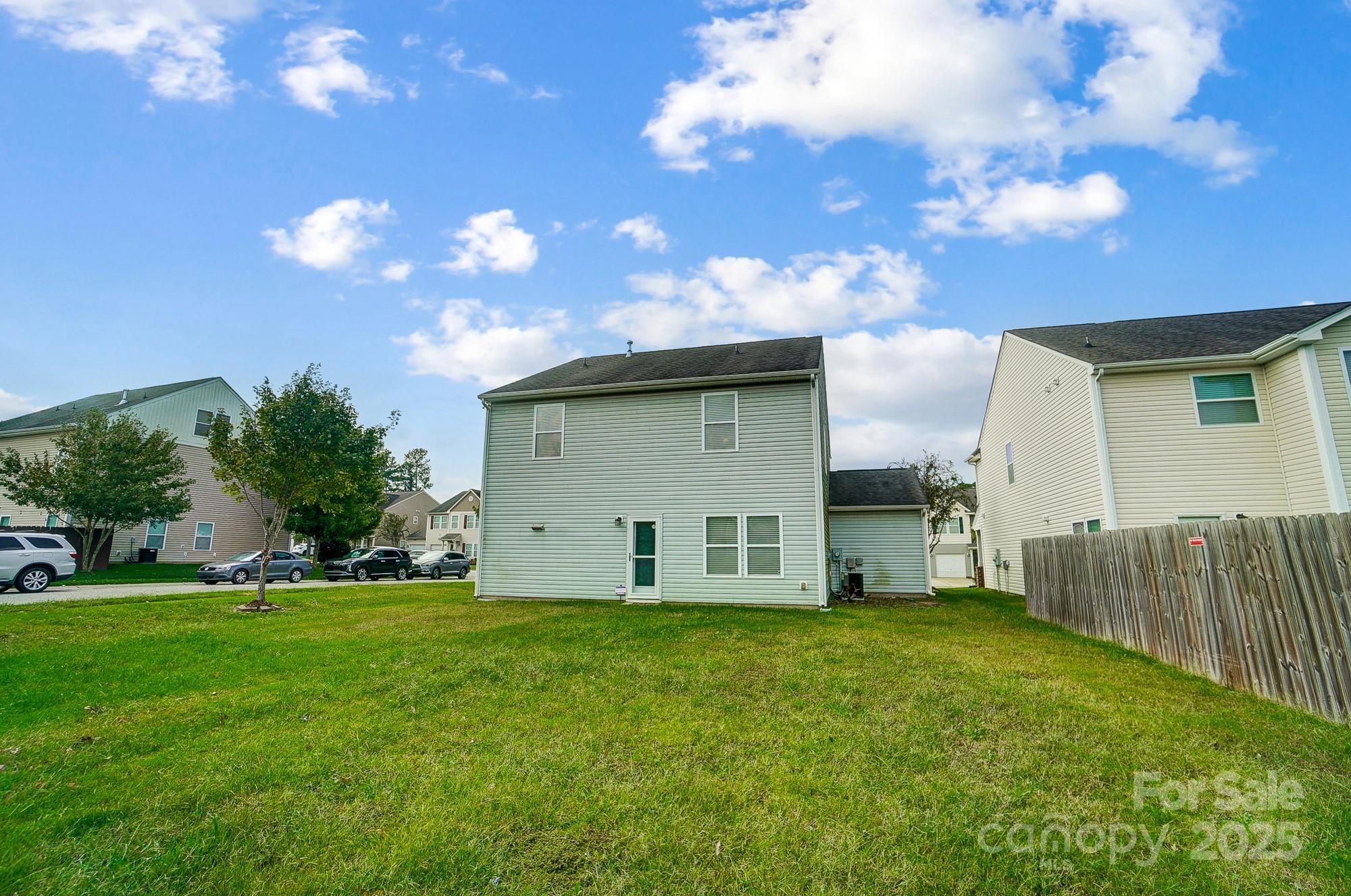 Stratford Pond - Residential