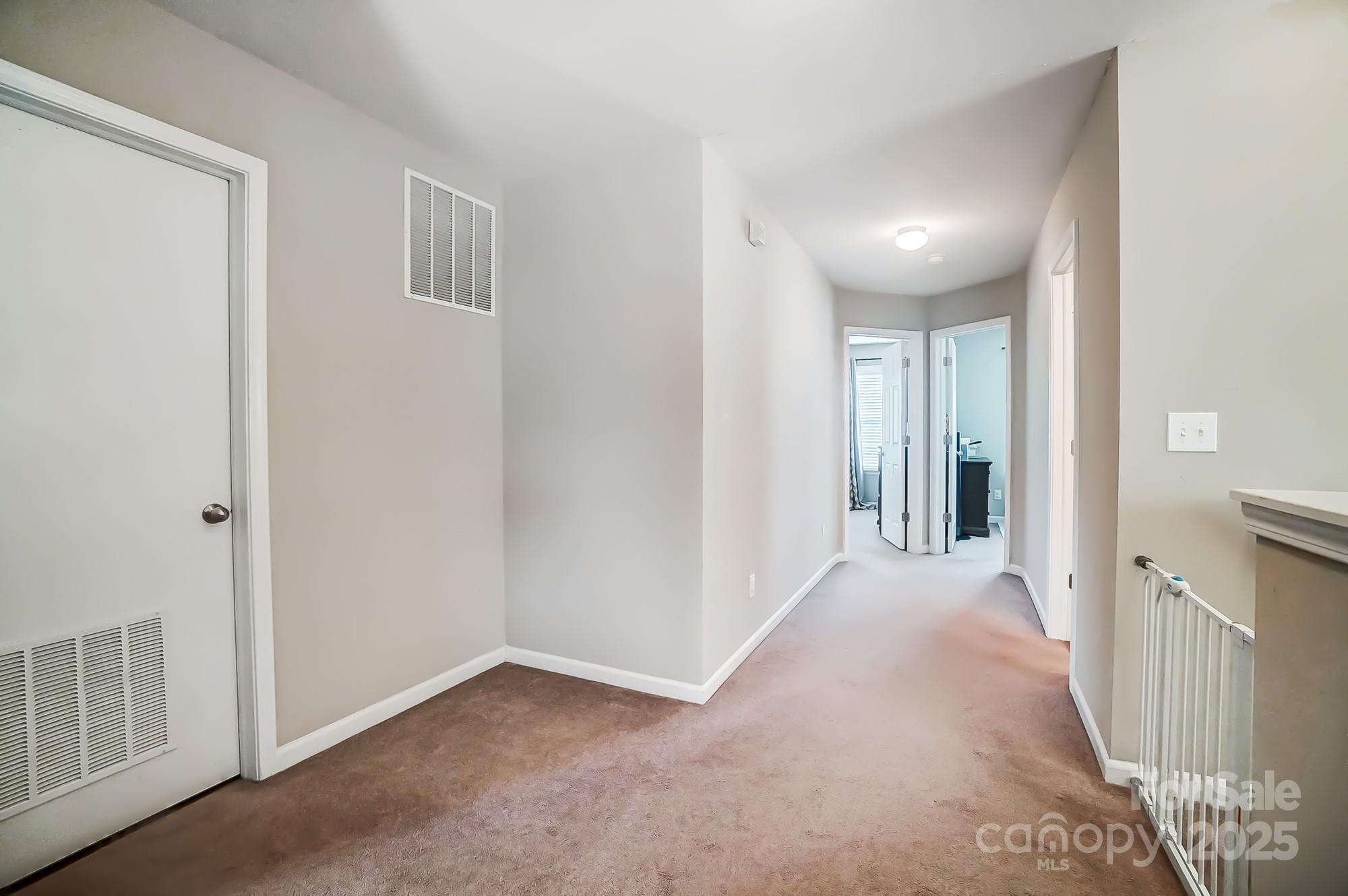 Stratford Pond - Residential