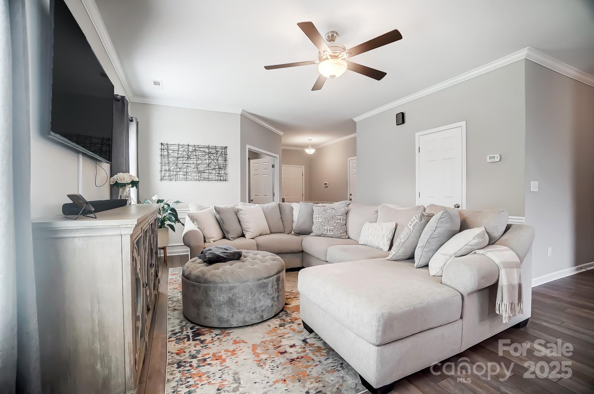 Stratford Pond - Residential