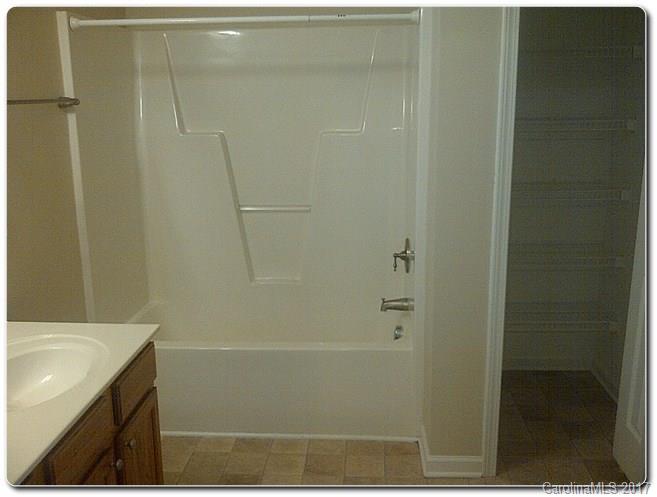 Plaza Park - Residential Lease