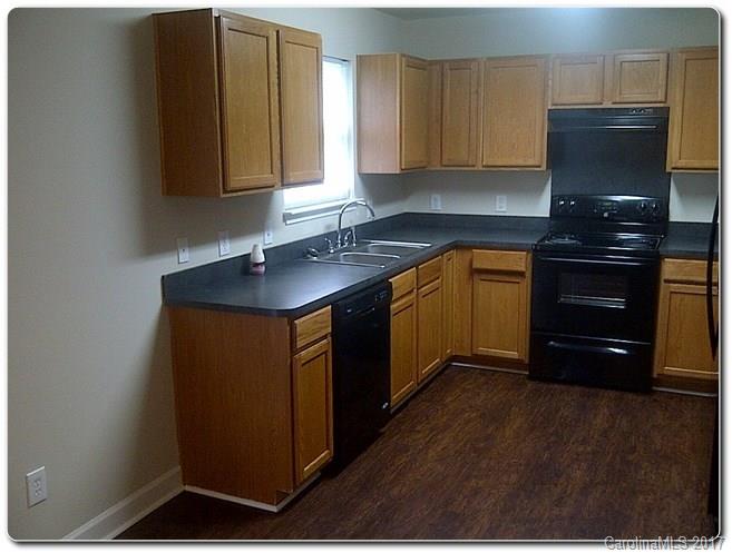 Plaza Park - Residential Lease