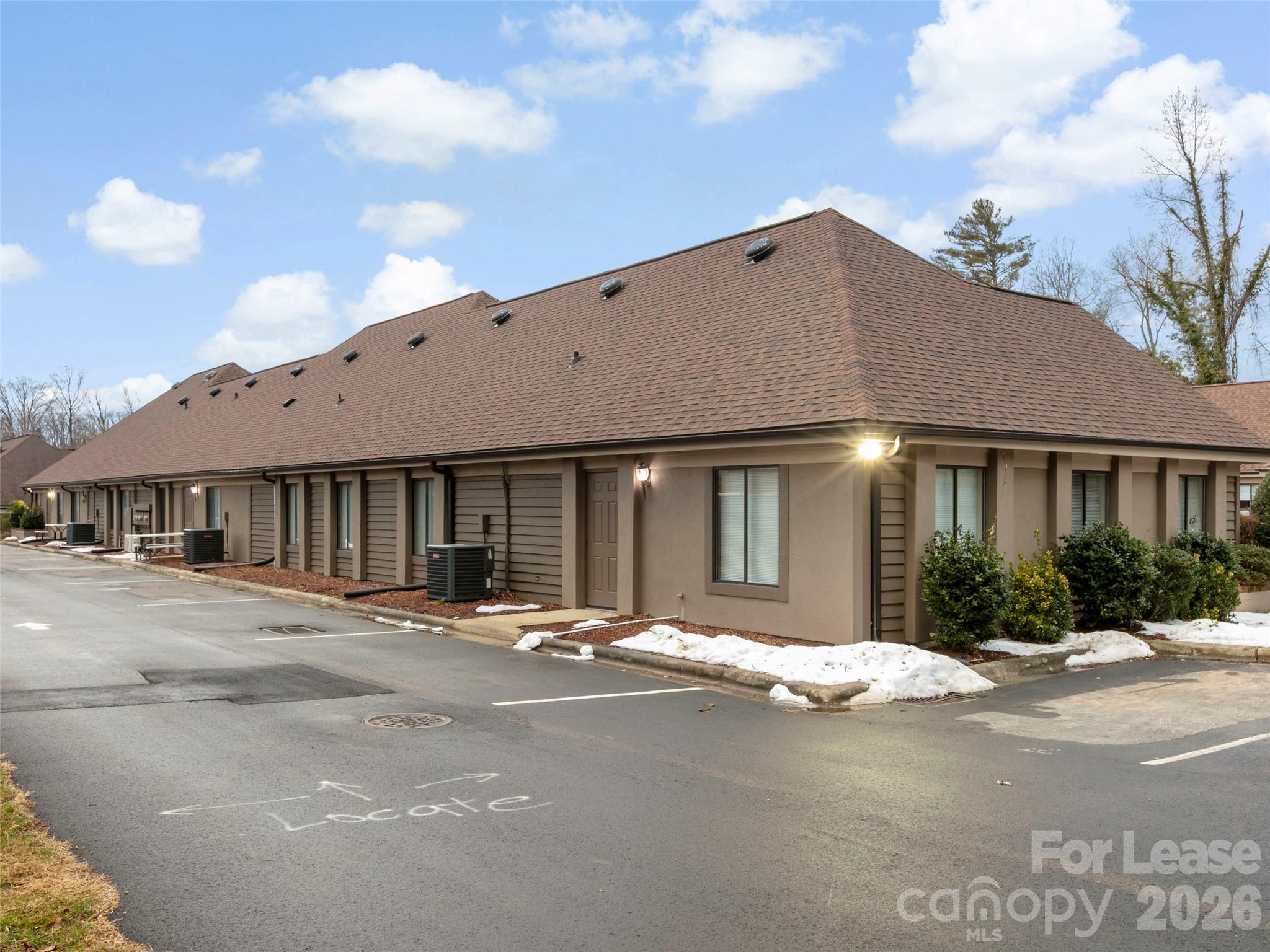 1998 Hendersonville Road 45